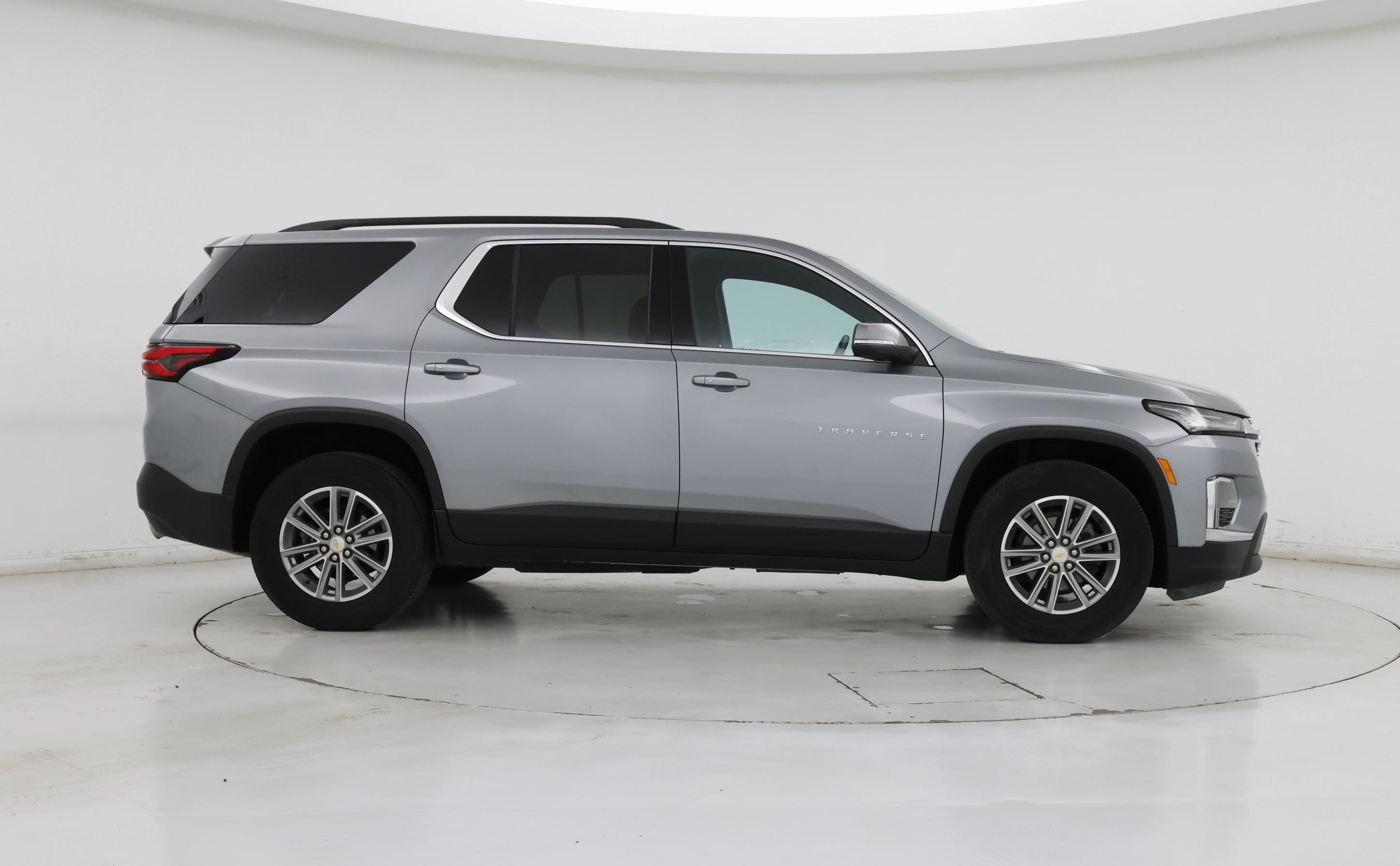Thumbnail: 2023 Chevrolet Traverse - 7