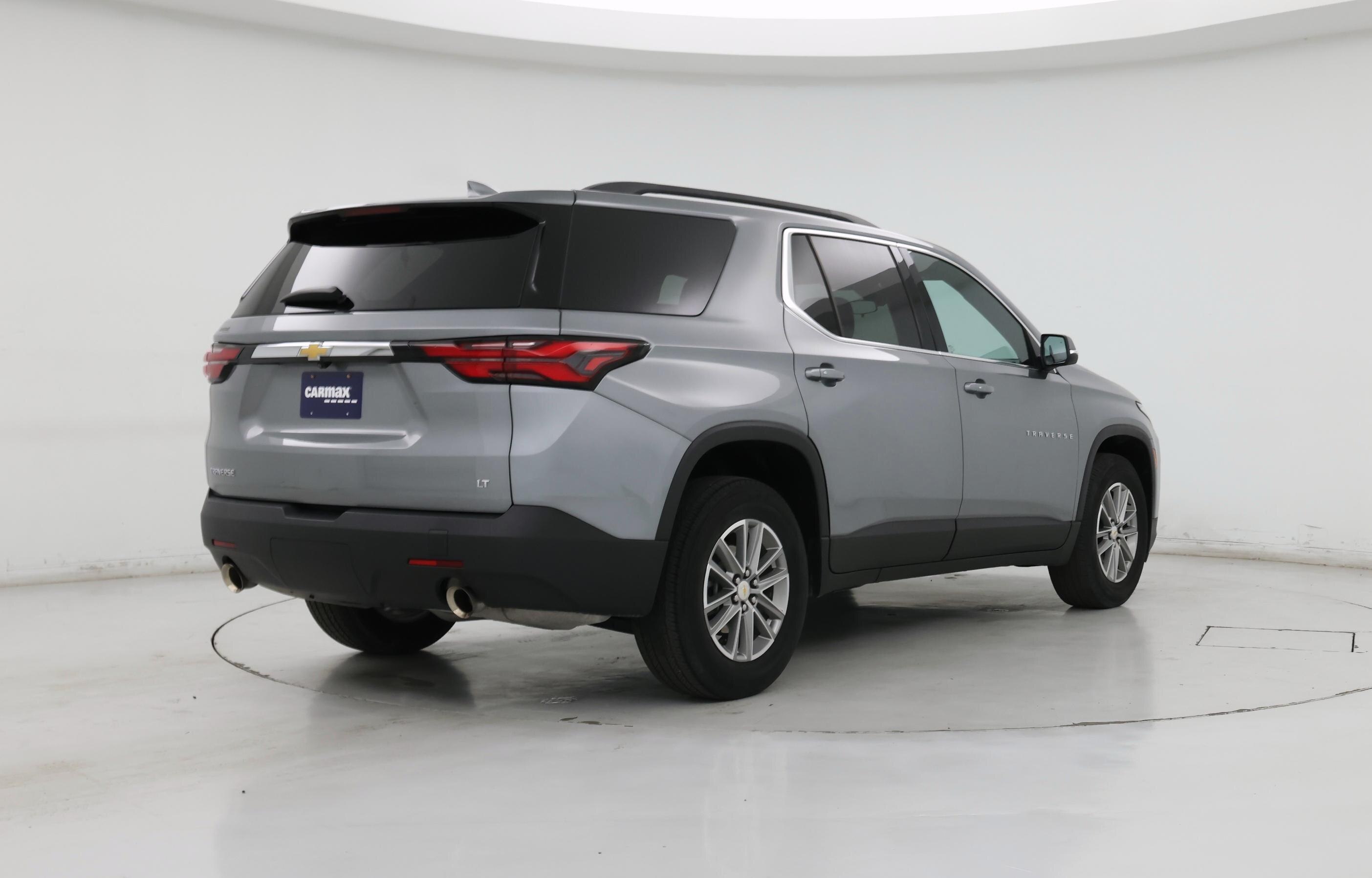 Thumbnail: 2023 Chevrolet Traverse - 8