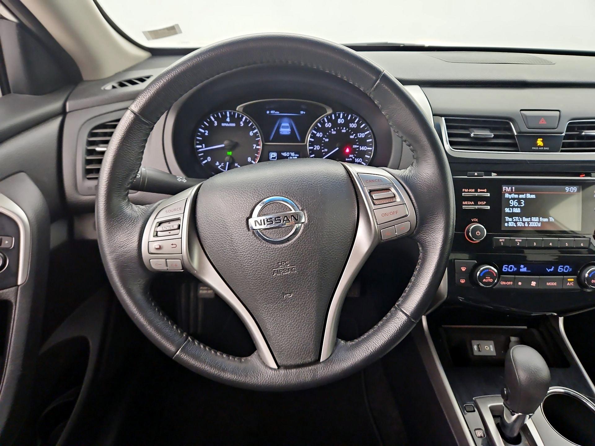 Thumbnail: 2014 Nissan Altima - 10