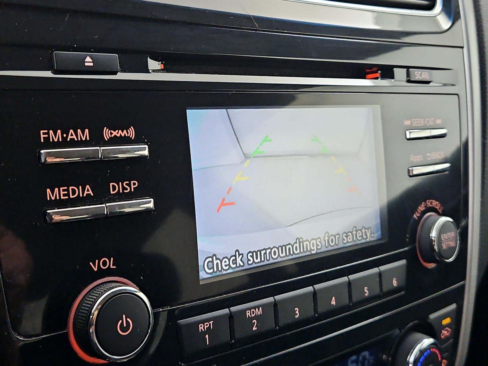 2014 Nissan Altima SV - Photo 15