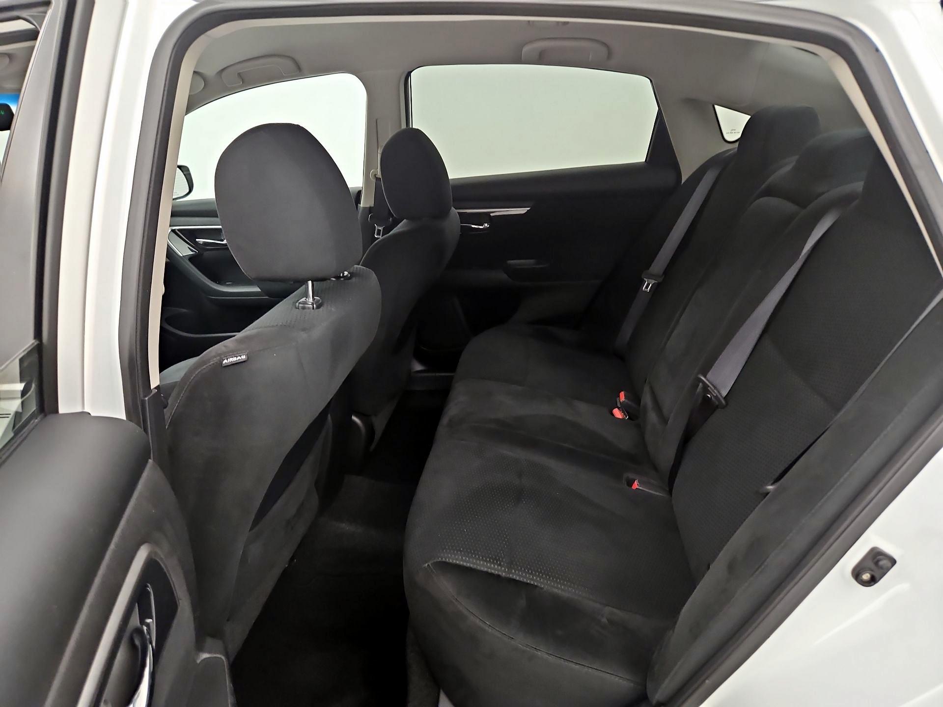 Thumbnail: 2014 Nissan Altima - 19