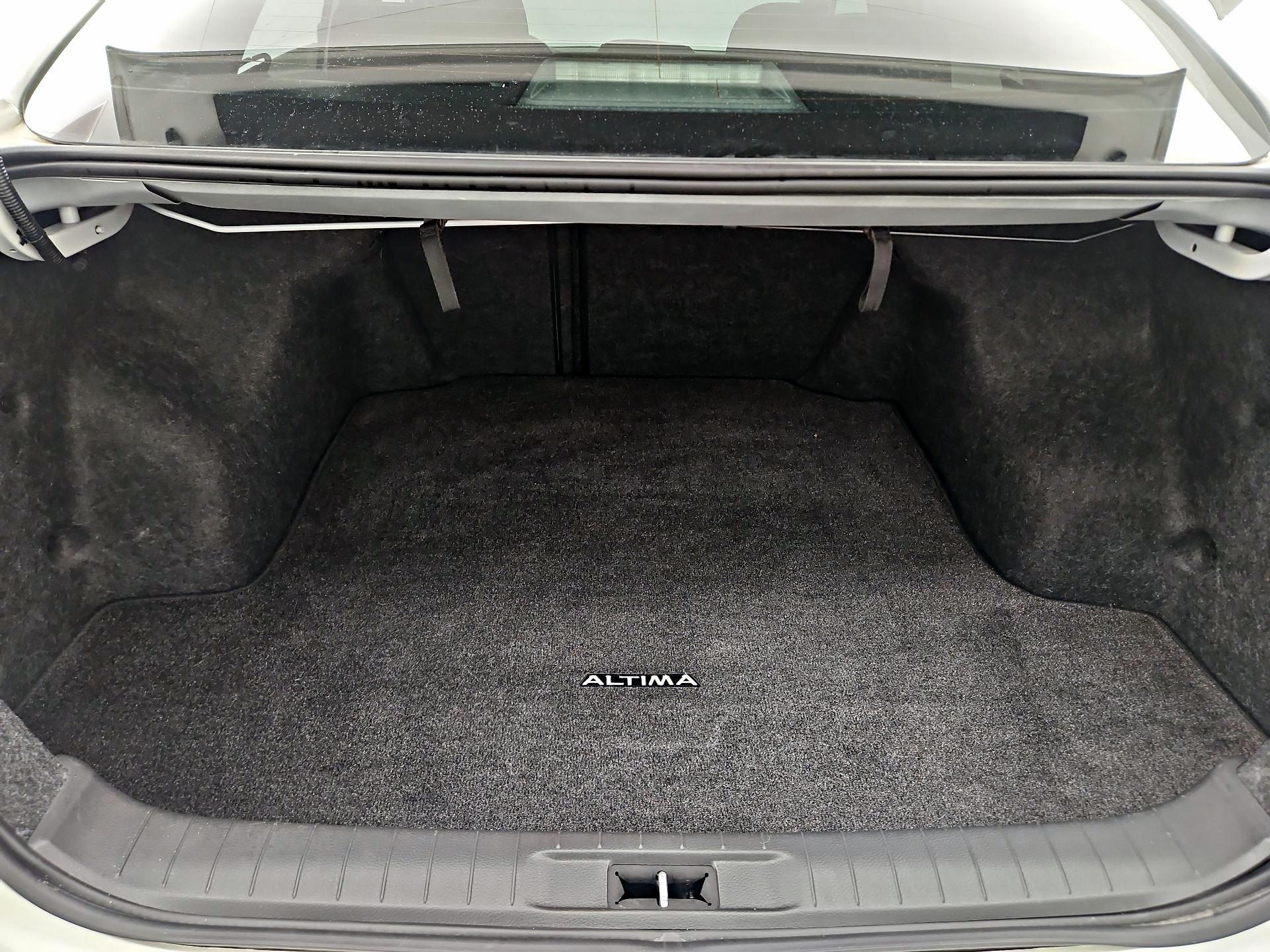 Thumbnail: 2014 Nissan Altima - 20
