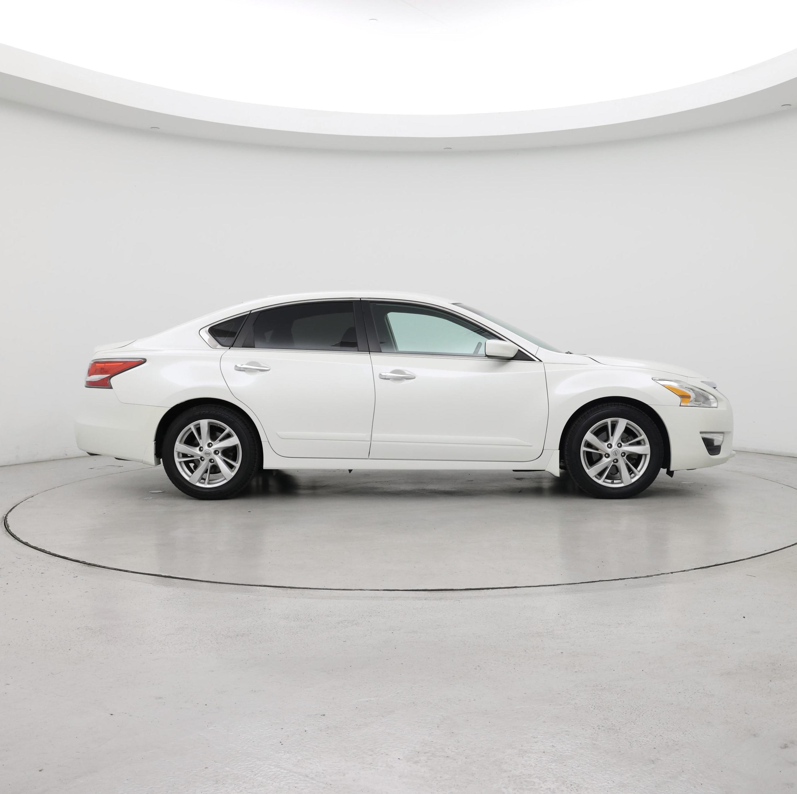 Thumbnail: 2014 Nissan Altima - 7