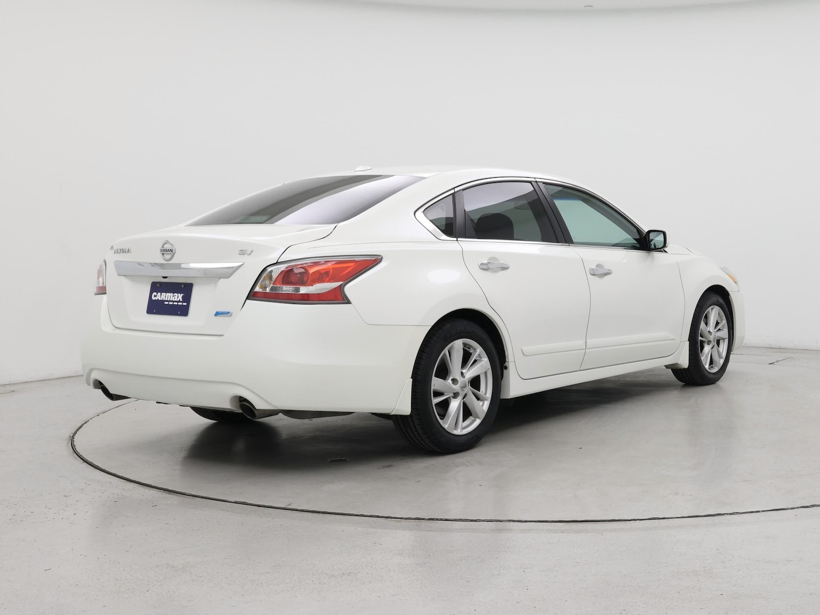 2014 Nissan Altima SV - Photo 9