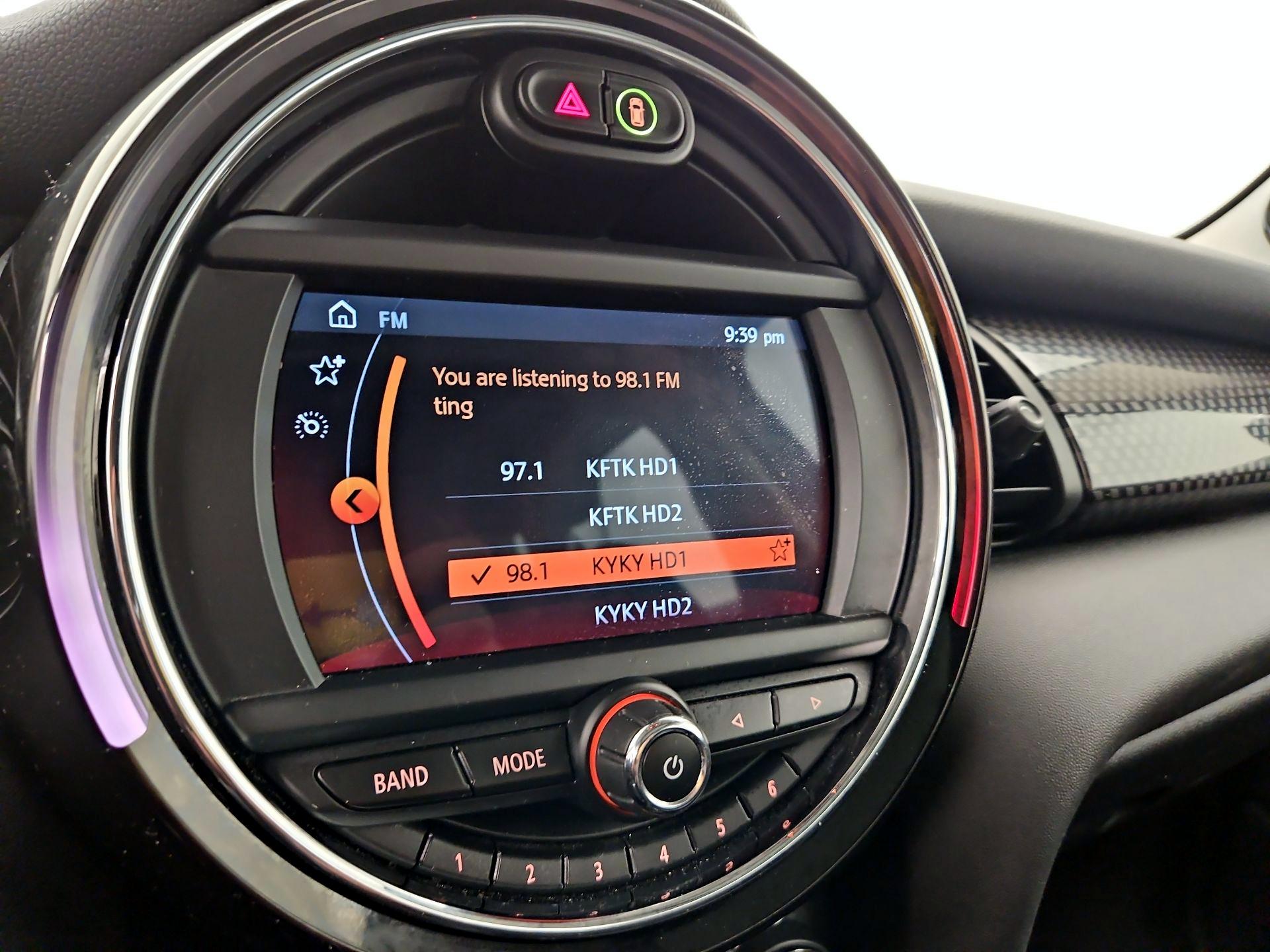 Thumbnail: 2021 MINI Cooper Hardtop - 15