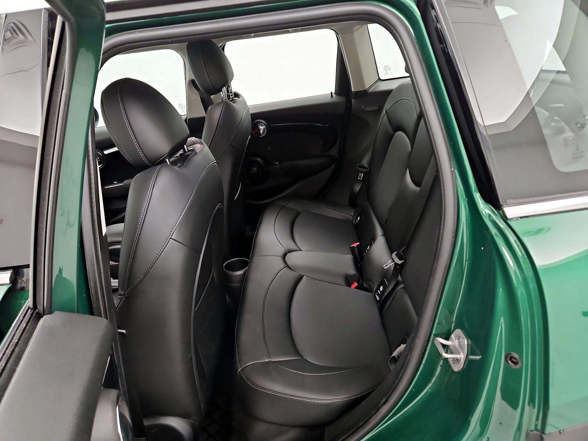 Thumbnail: 2021 MINI Cooper Hardtop - 20