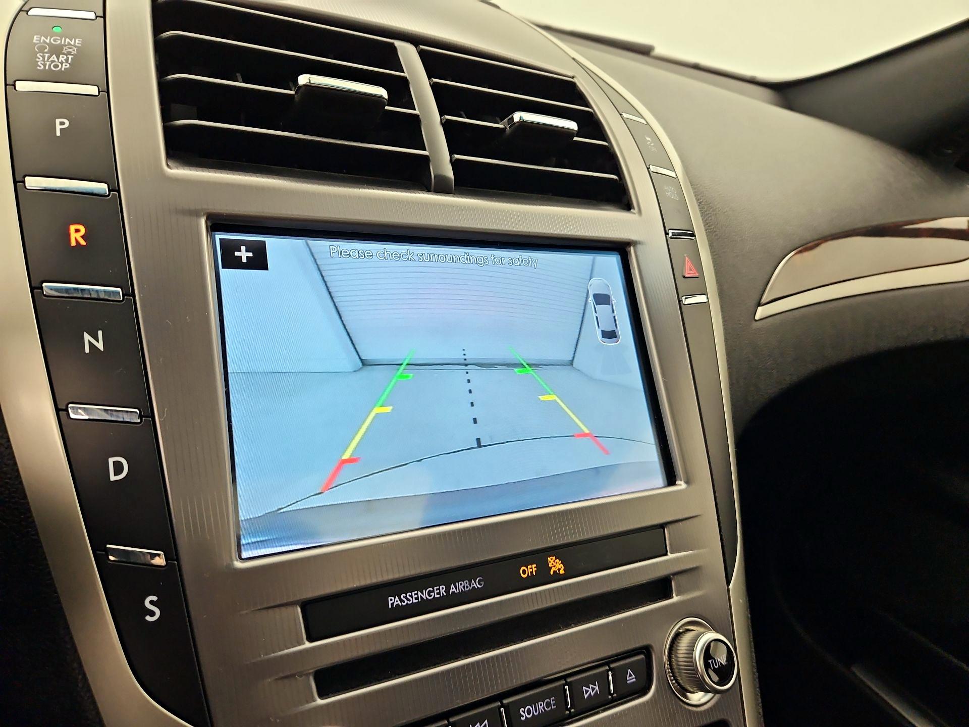 Thumbnail: 2017 Lincoln MKZ - 14