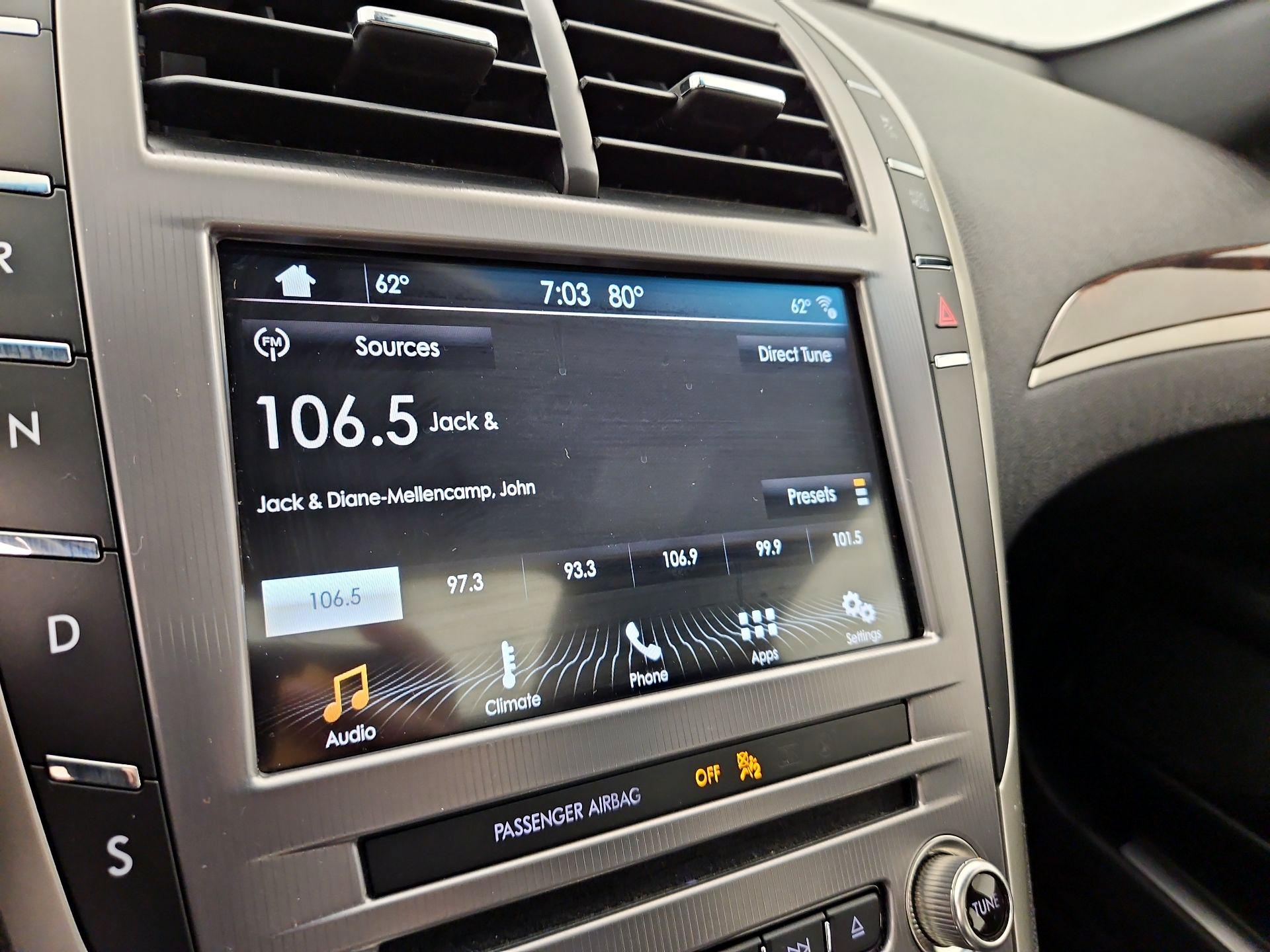 Thumbnail: 2017 Lincoln MKZ - 15