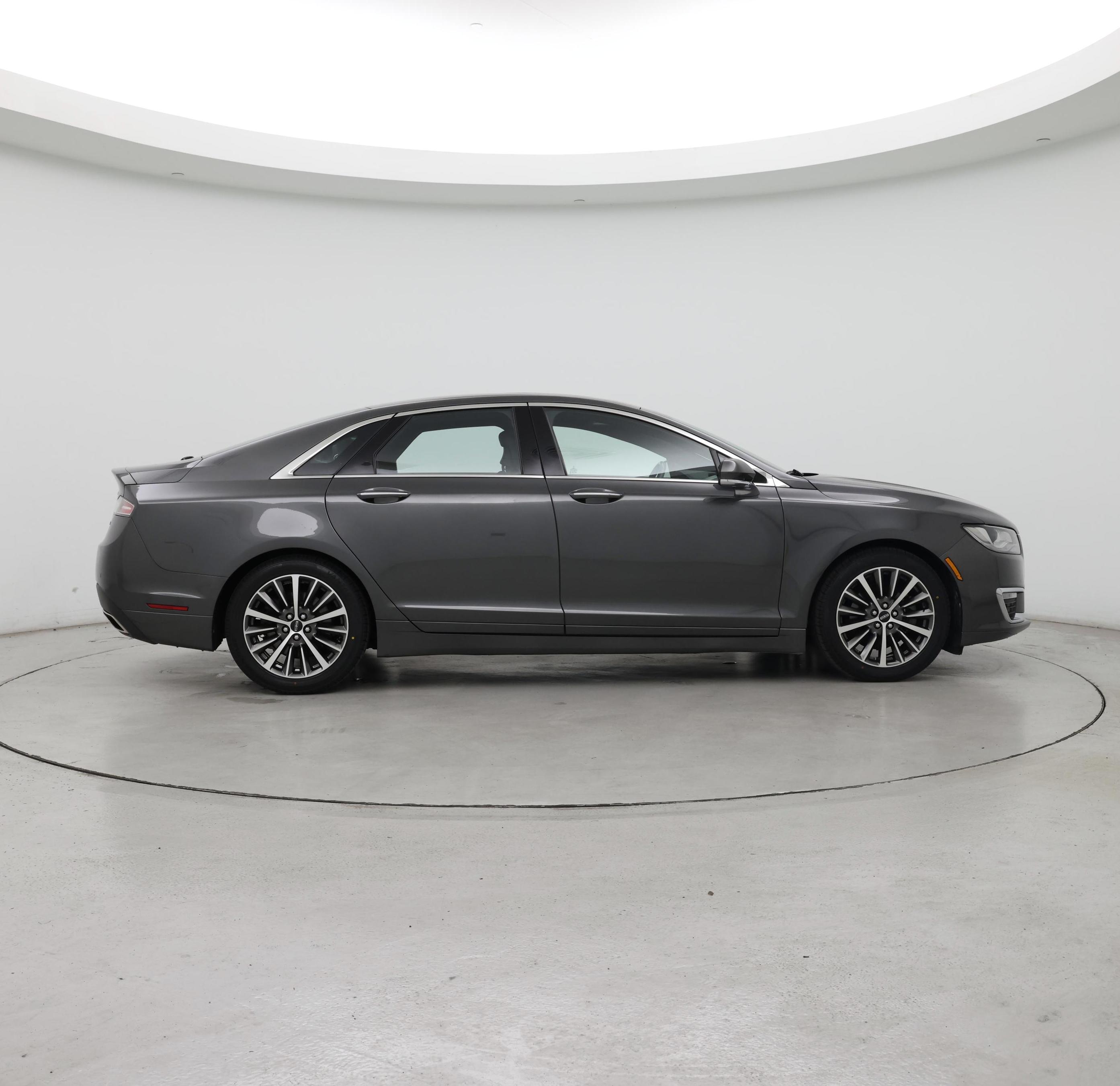 Thumbnail: 2017 Lincoln MKZ - 7