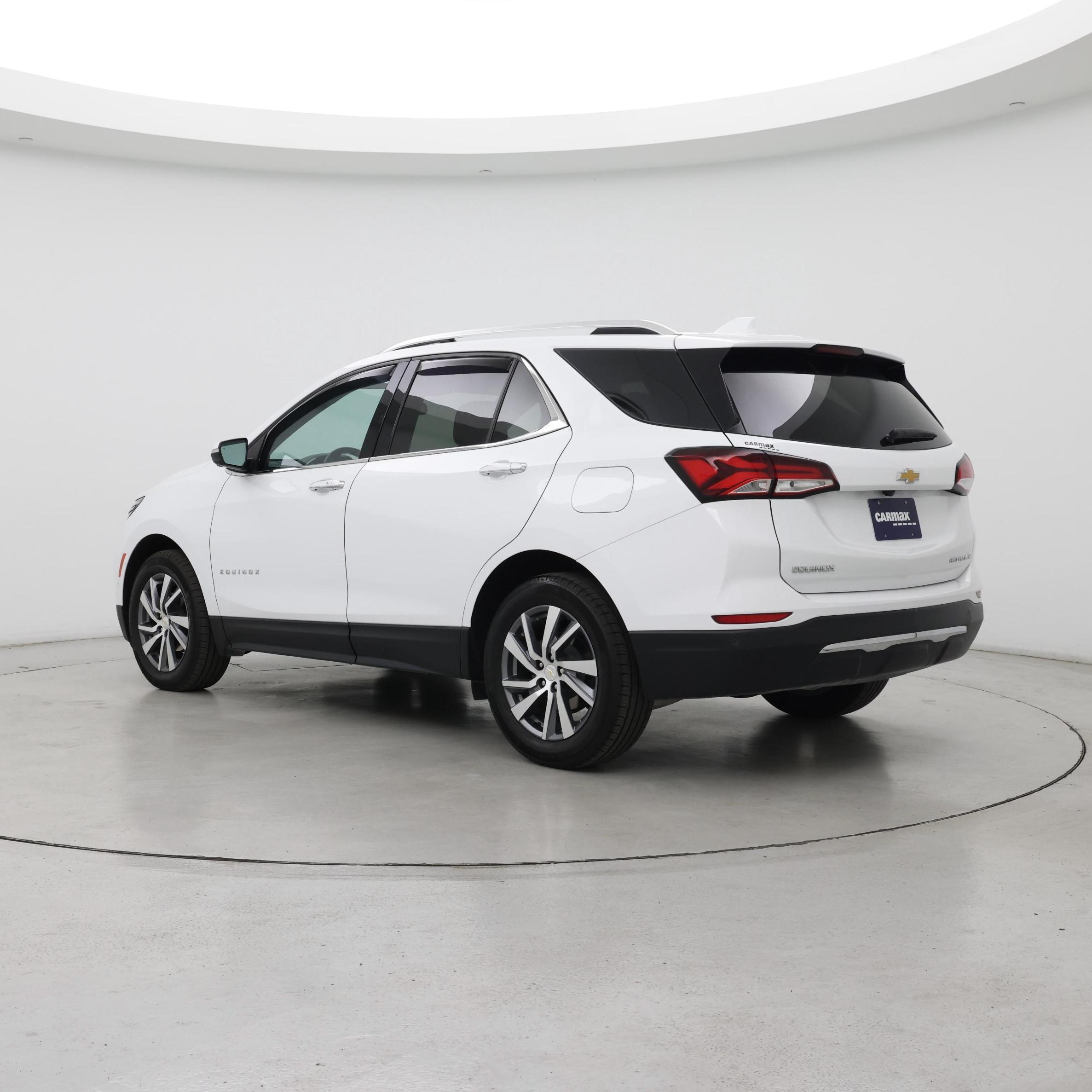 Thumbnail: 2022 Chevrolet Equinox - 2