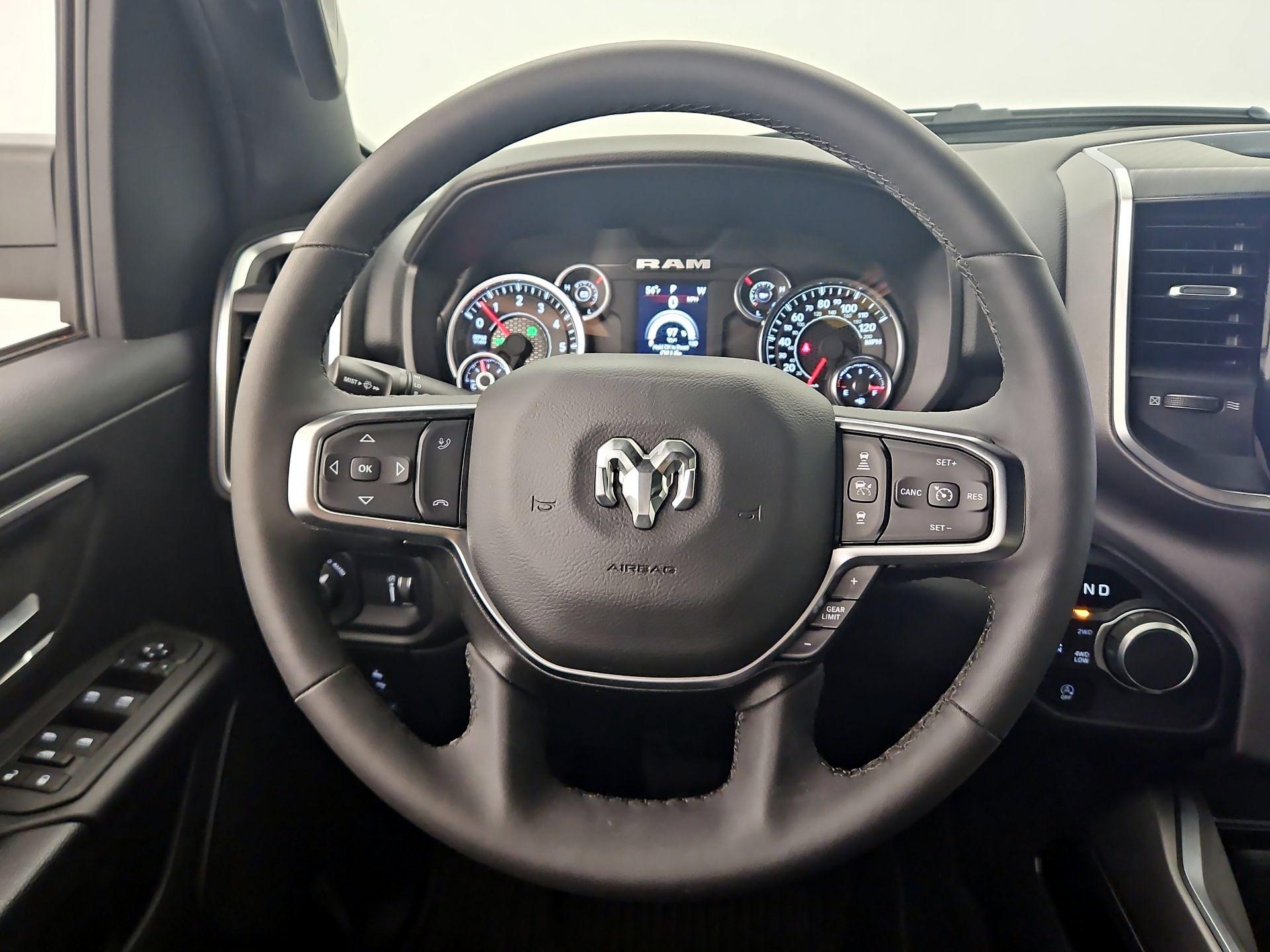 Thumbnail: 2025 RAM 1500 - 10