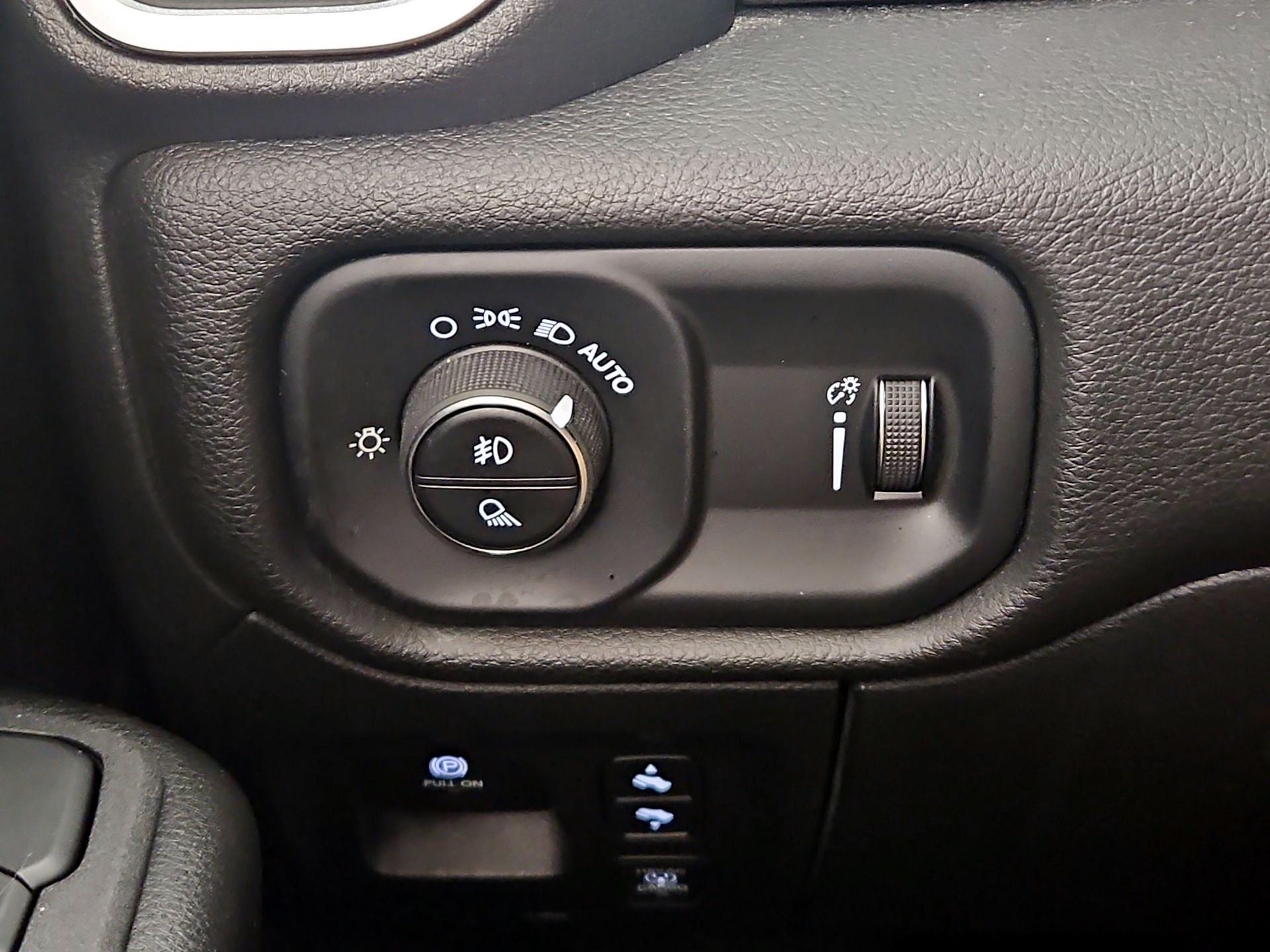 Thumbnail: 2025 RAM 1500 - 13