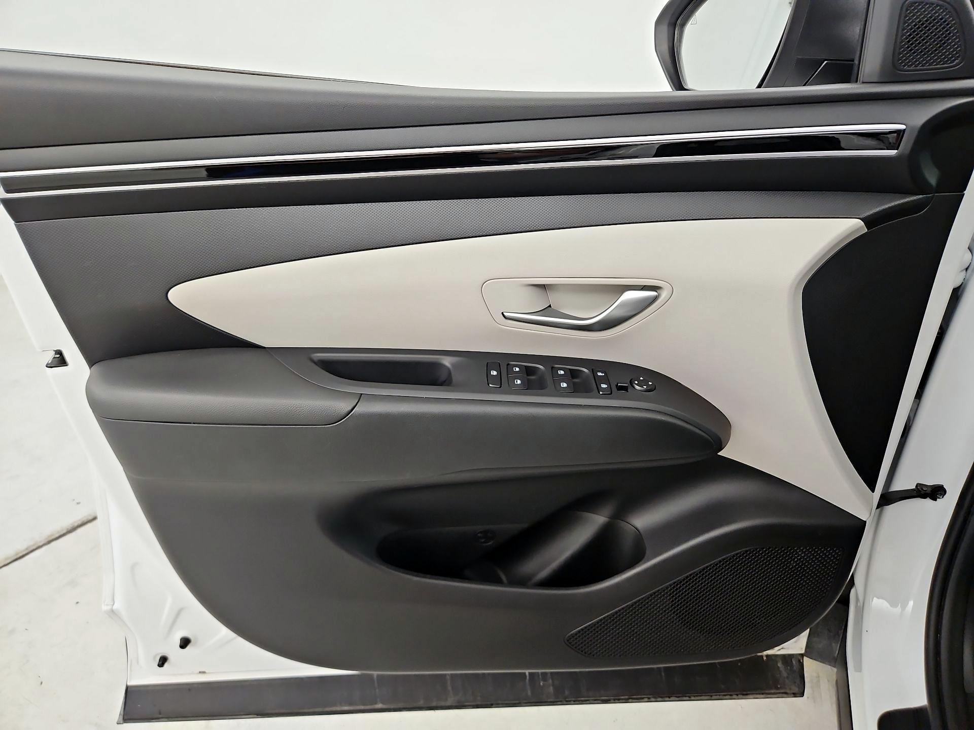 Thumbnail: 2024 Hyundai Tucson - 12
