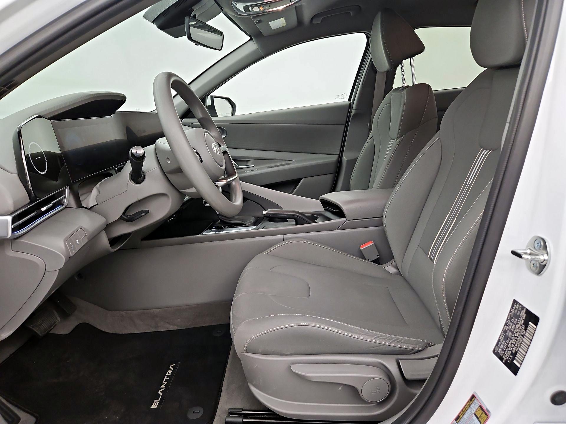 Thumbnail: 2024 Hyundai Elantra - 11