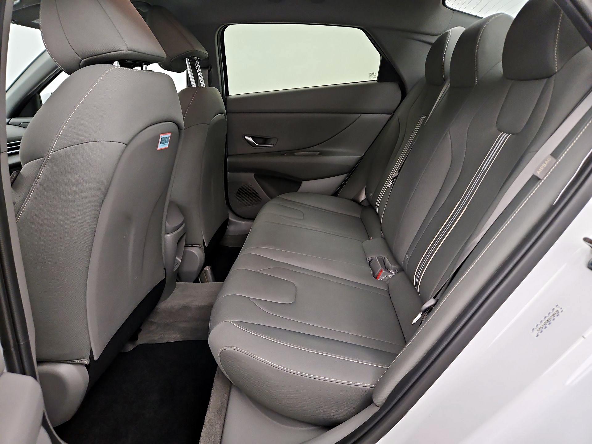 Thumbnail: 2024 Hyundai Elantra - 20