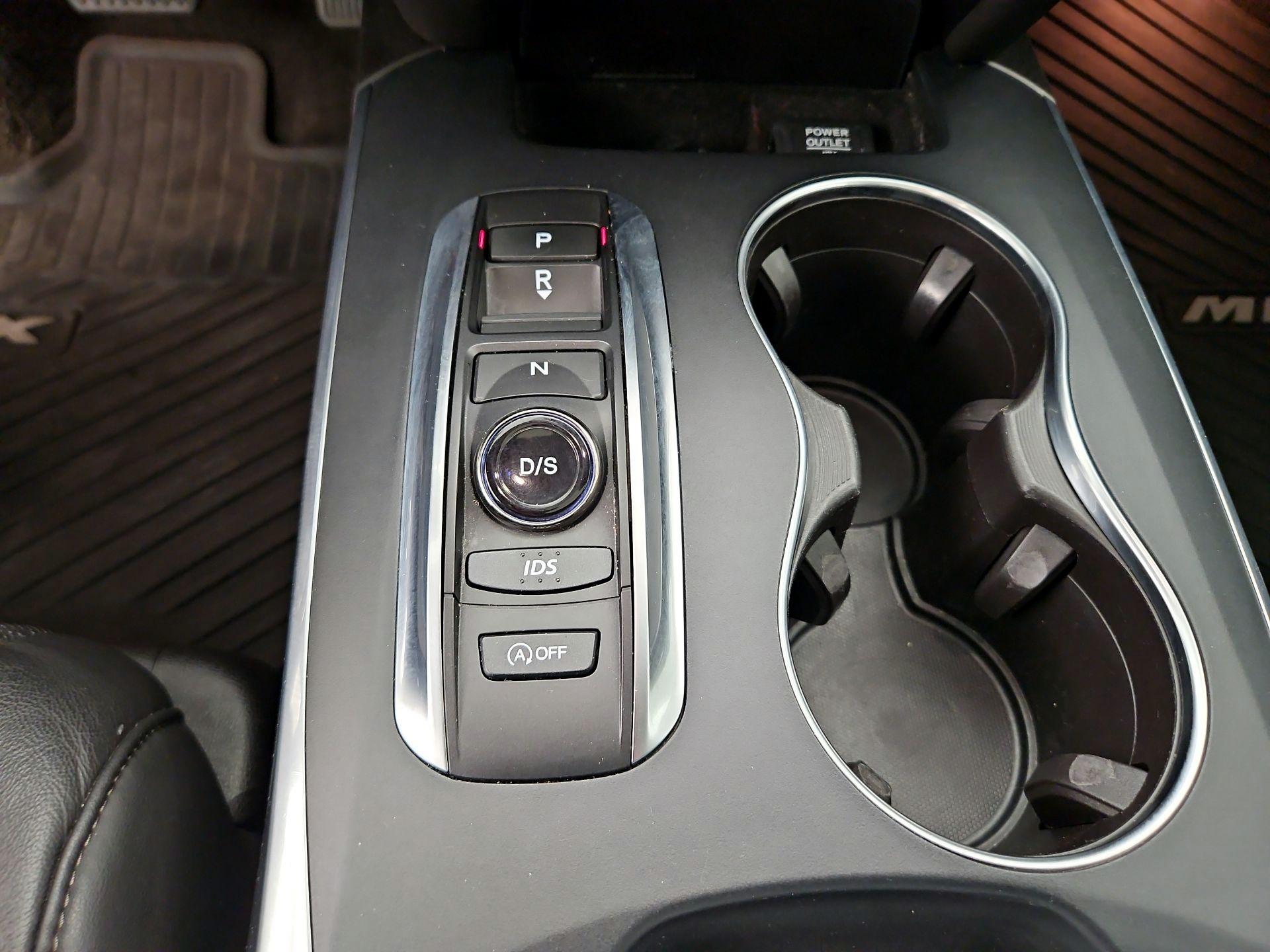Thumbnail: 2016 Acura MDX - 17