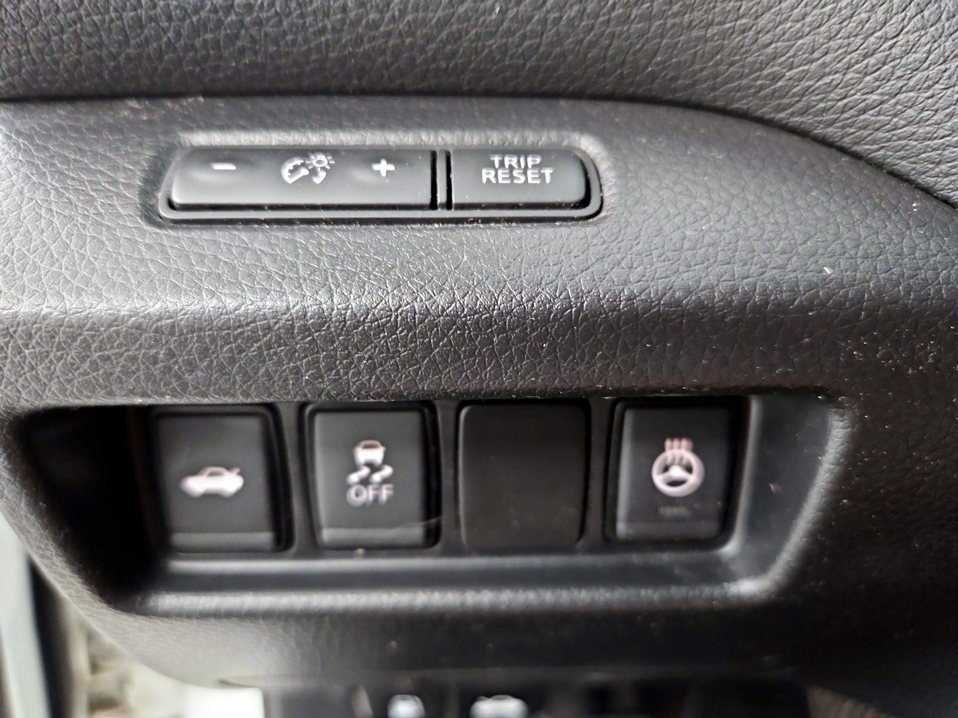 Thumbnail: 2018 Nissan Altima - 13