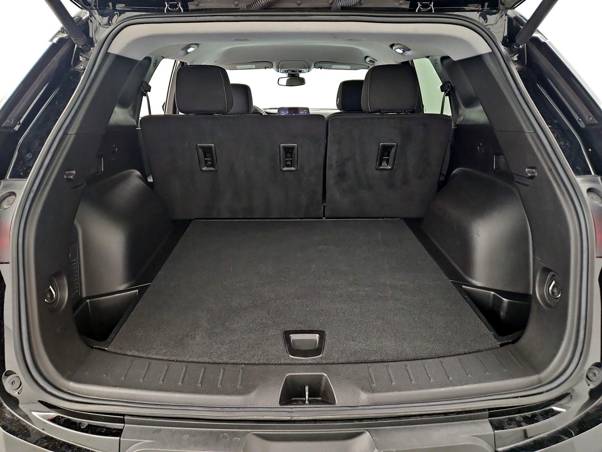 Thumbnail: 2023 Chevrolet Blazer - 20