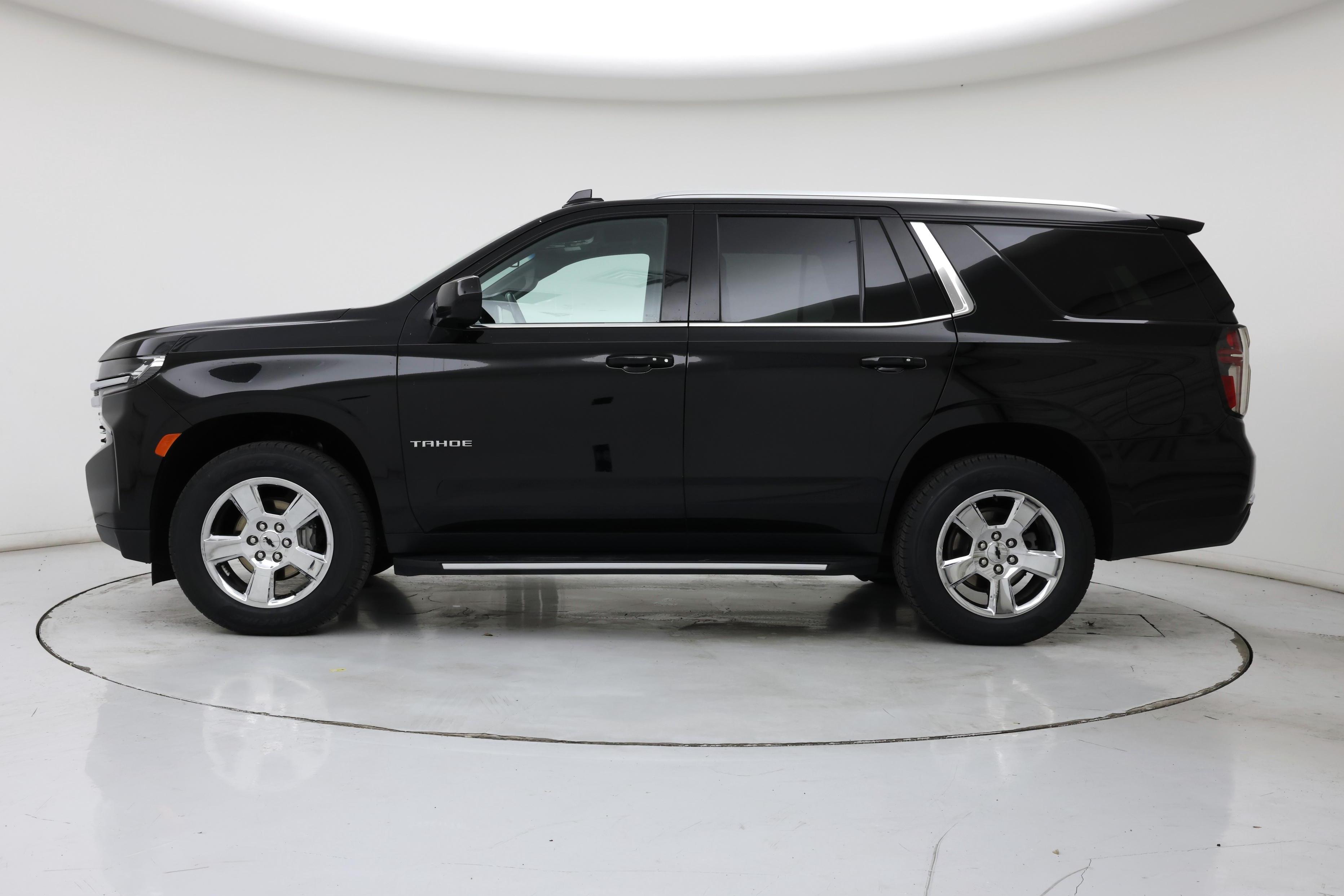 Thumbnail: 2021 Chevrolet Tahoe - 3