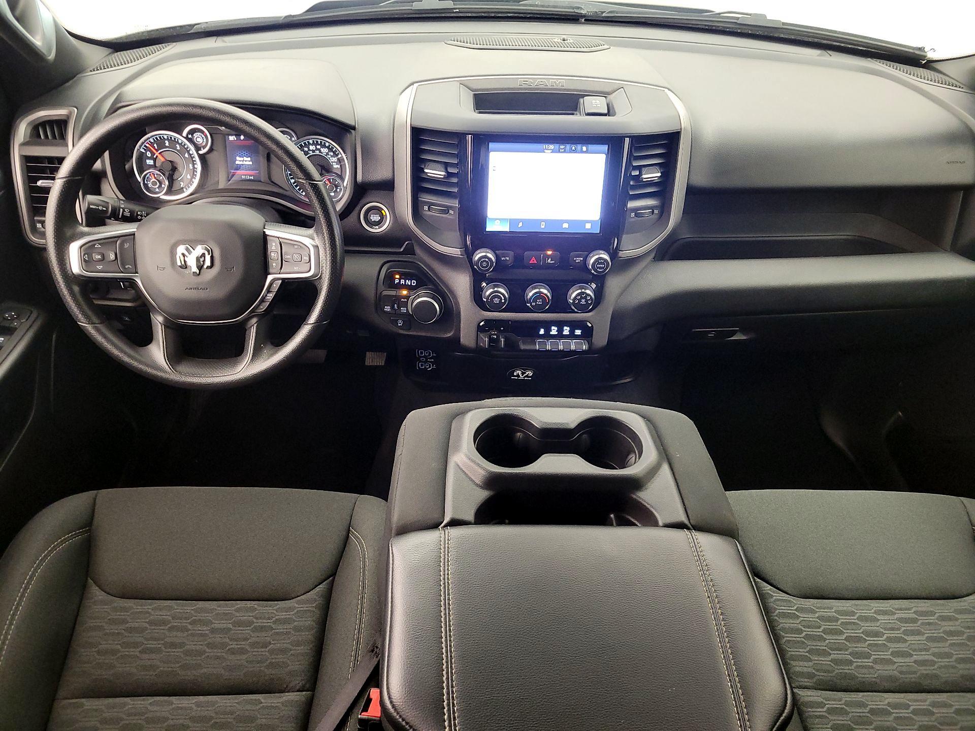 Thumbnail: 2025 RAM 1500 - 9