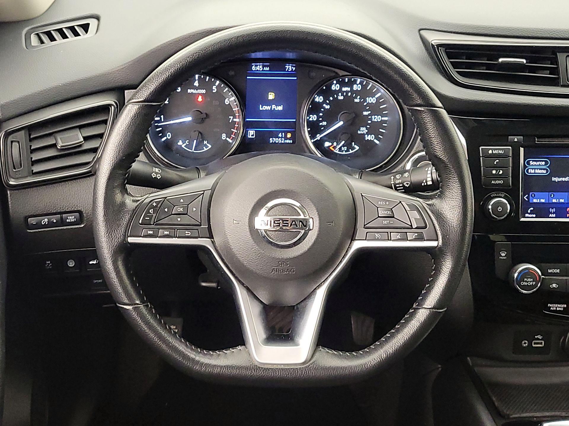 Thumbnail: 2020 Nissan Rogue - 10