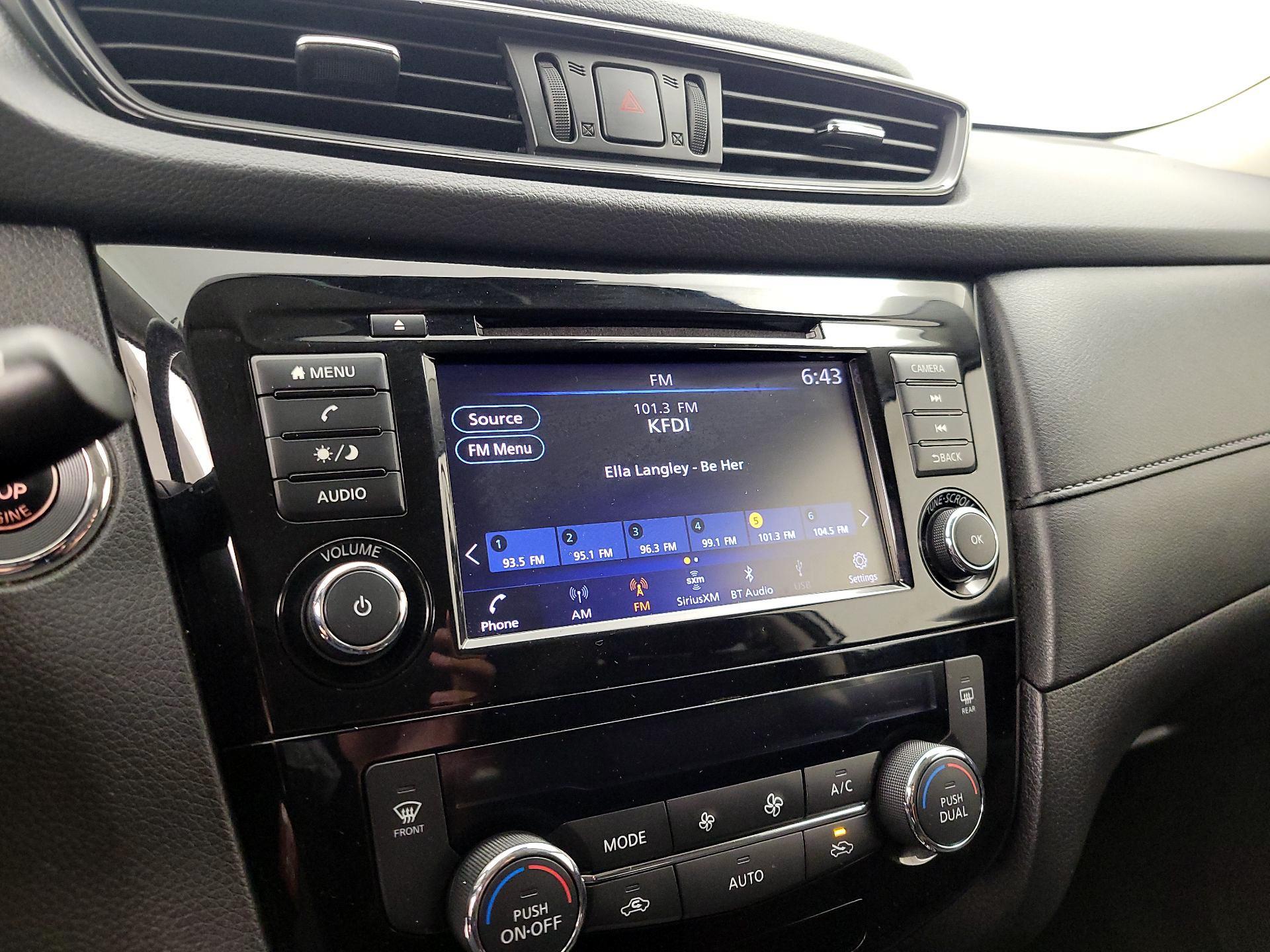 Thumbnail: 2020 Nissan Rogue - 15
