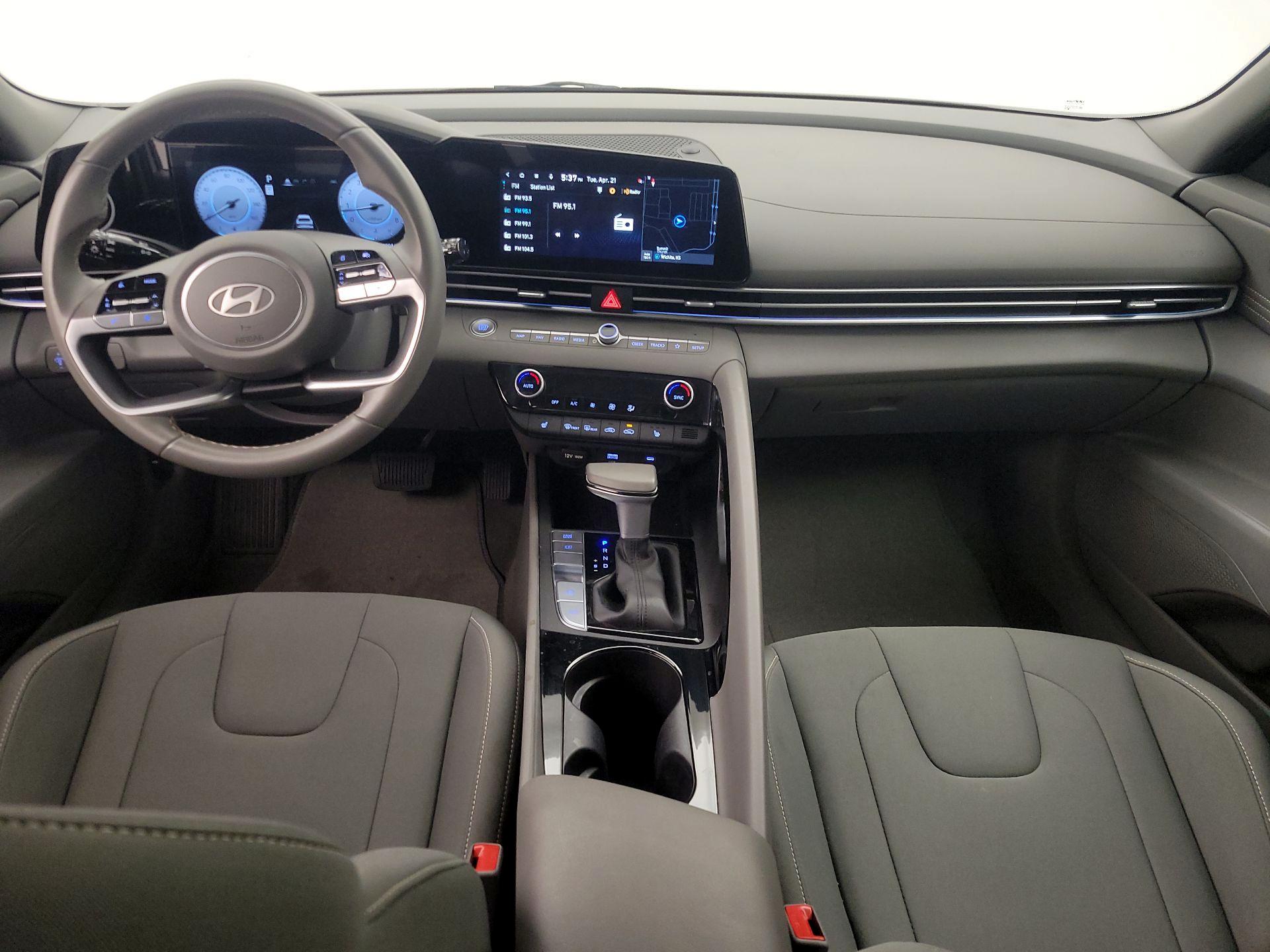 Thumbnail: 2025 Hyundai Elantra - 9