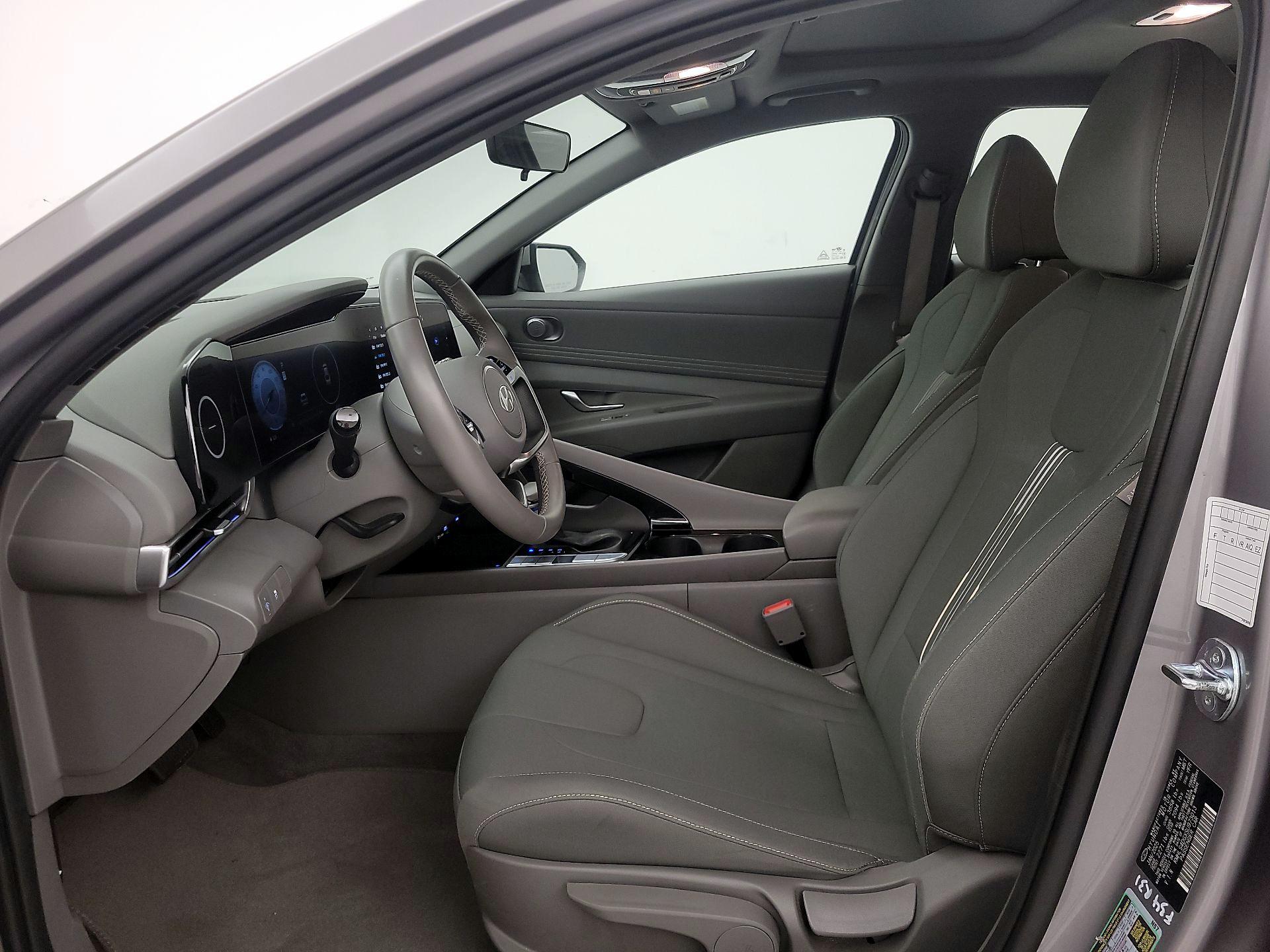 Thumbnail: 2025 Hyundai Elantra - 11