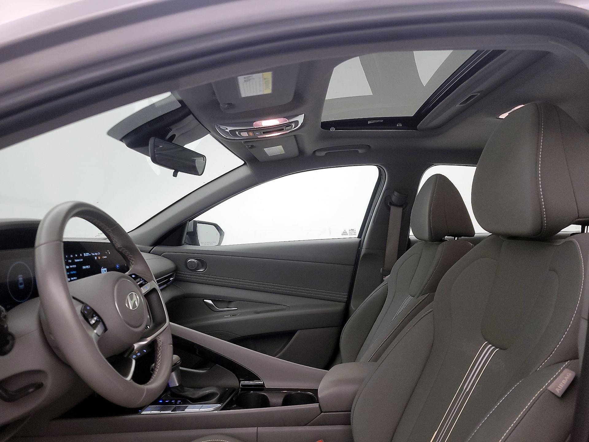 Thumbnail: 2025 Hyundai Elantra - 20