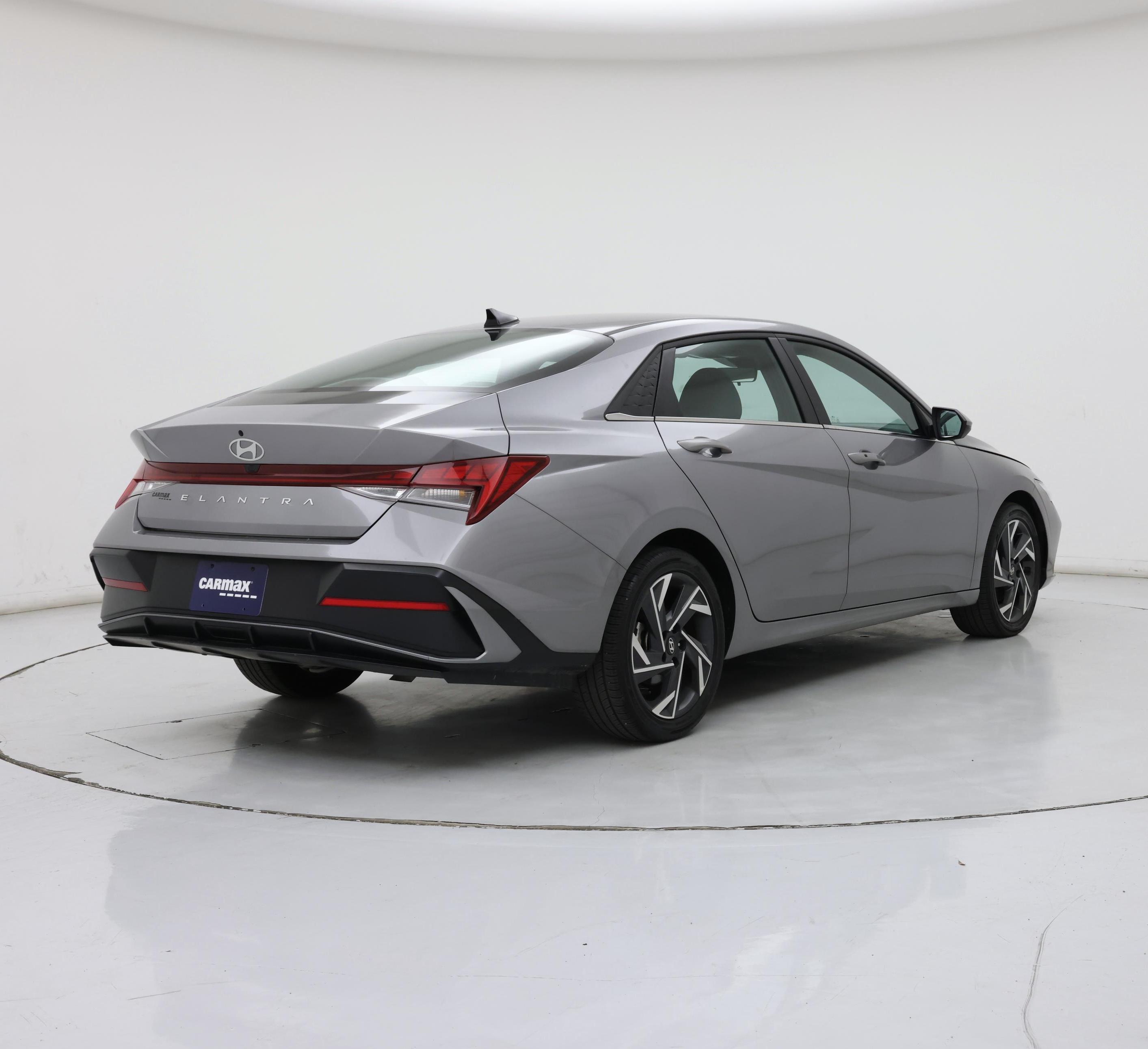 Thumbnail: 2025 Hyundai Elantra - 8