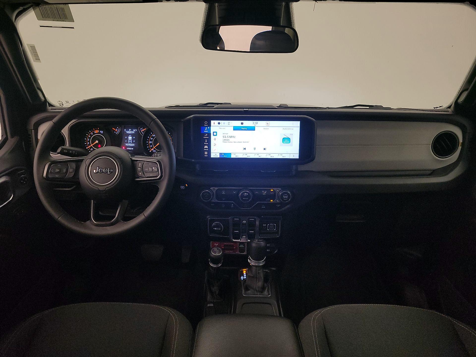 Thumbnail: 2025 Jeep Wrangler - 9