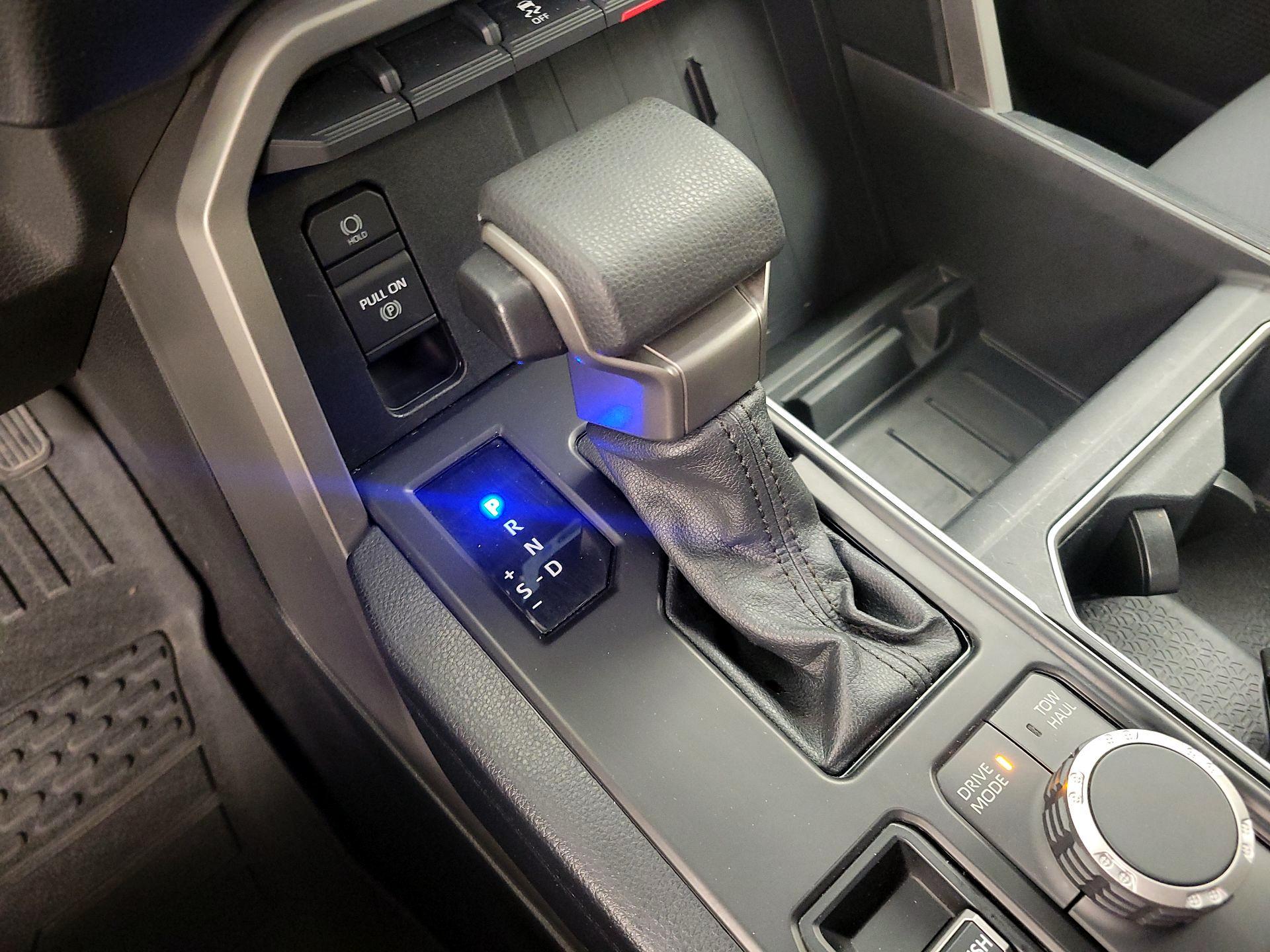 Thumbnail: 2022 Toyota Tundra - 17