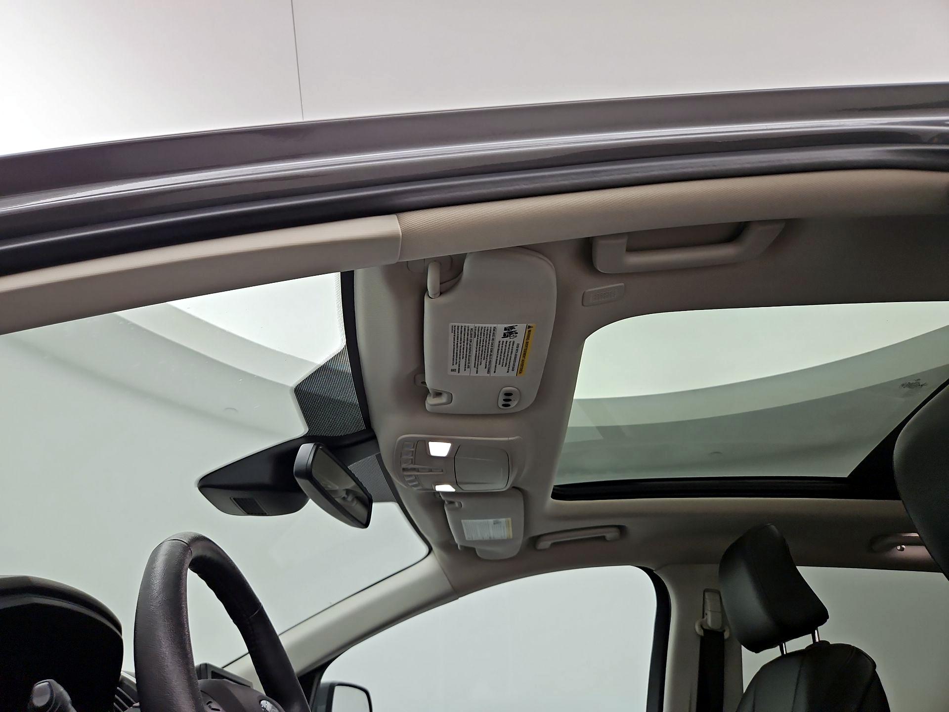 Thumbnail: 2022 Ford Edge - 19