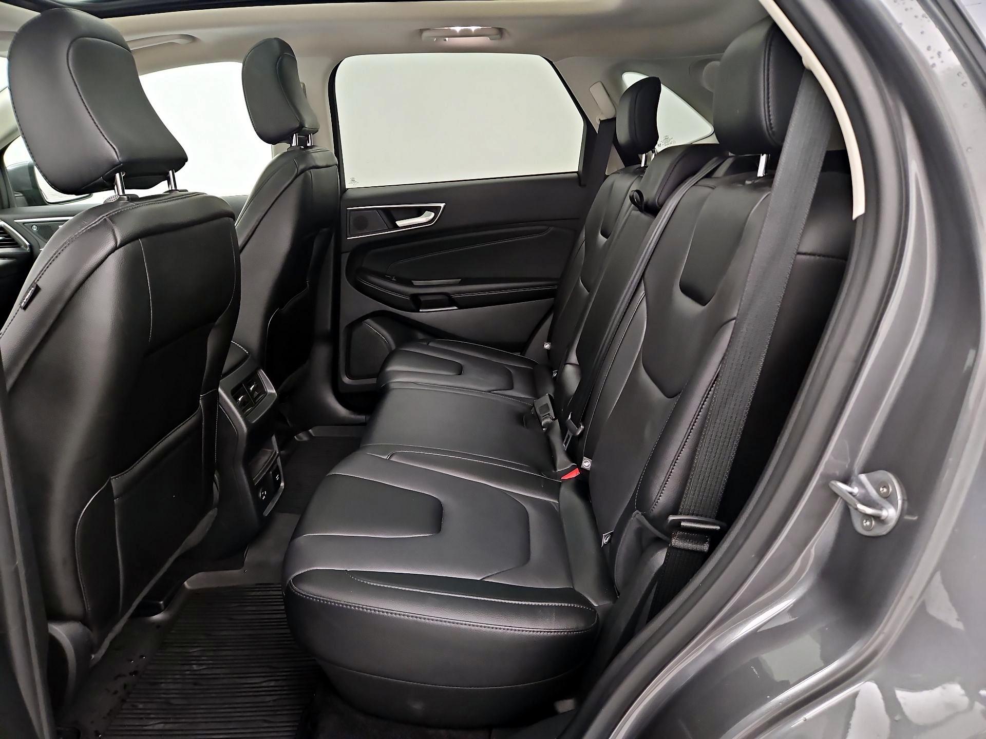 Thumbnail: 2022 Ford Edge - 20