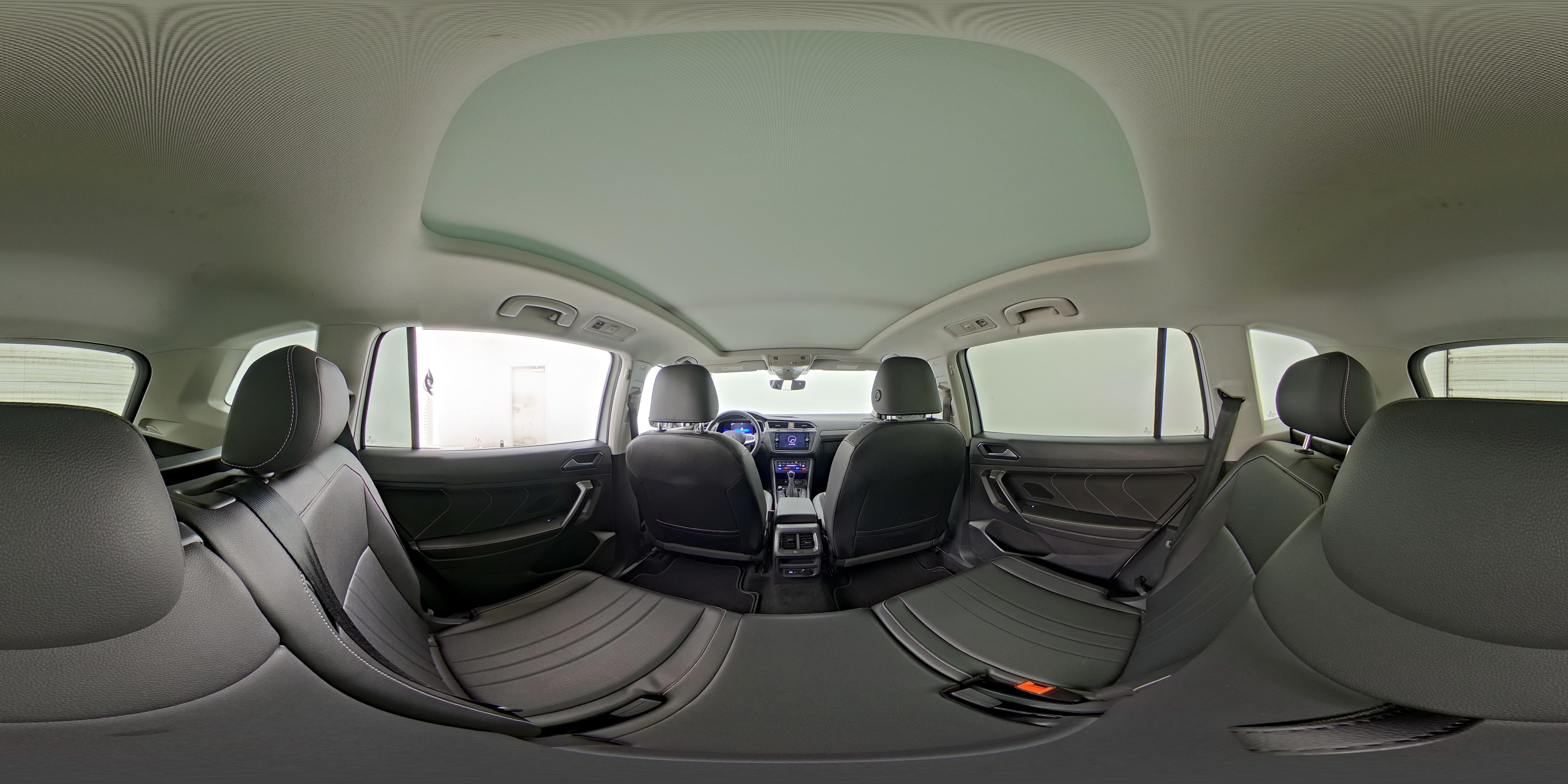 2023 Volkswagen Tiguan SE - Photo 26
