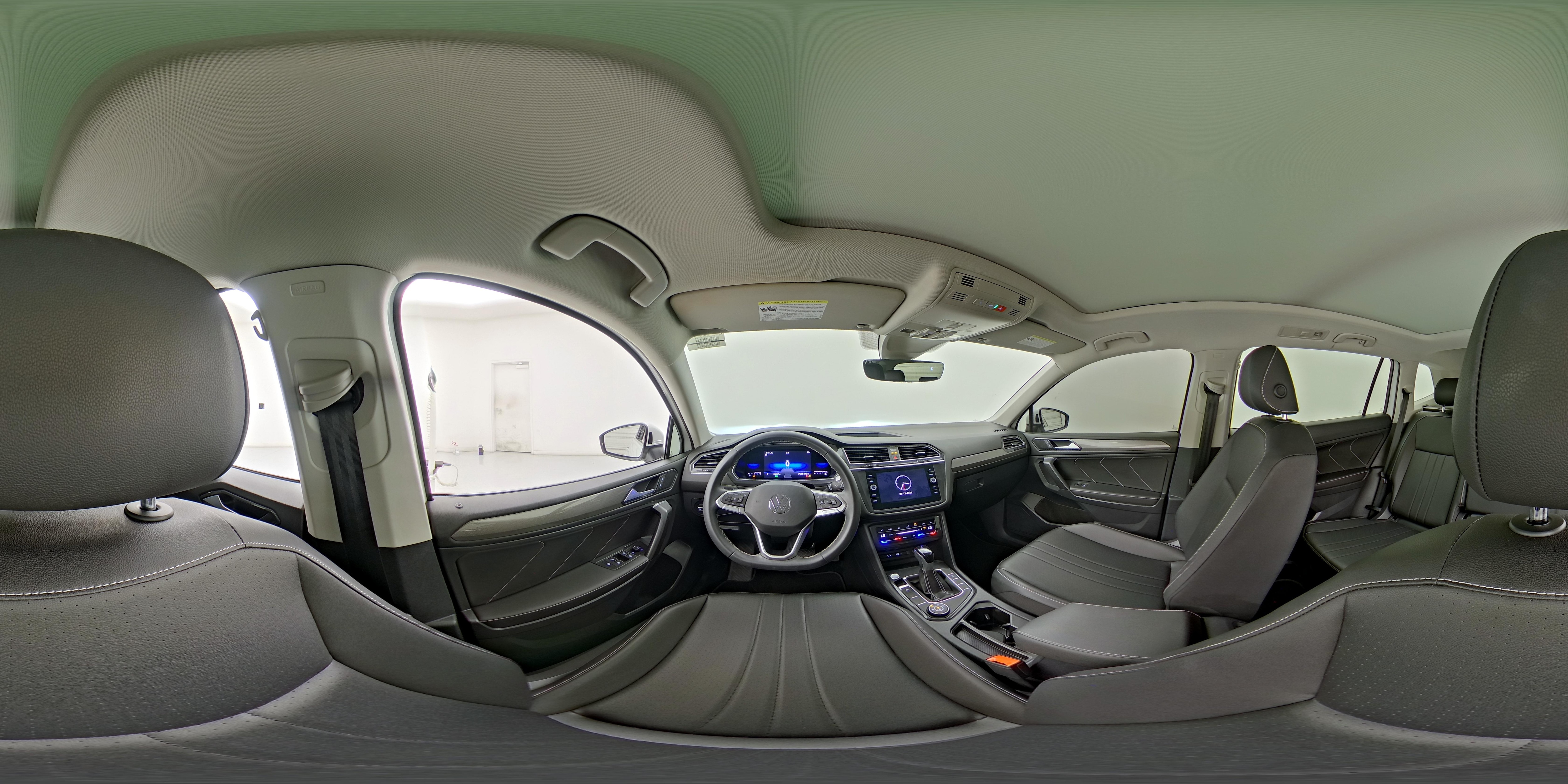 2023 Volkswagen Tiguan SE - Photo 27