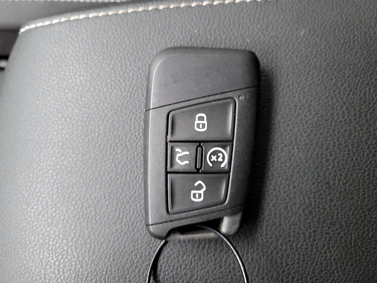 2023 Volkswagen Tiguan SE - Photo 24