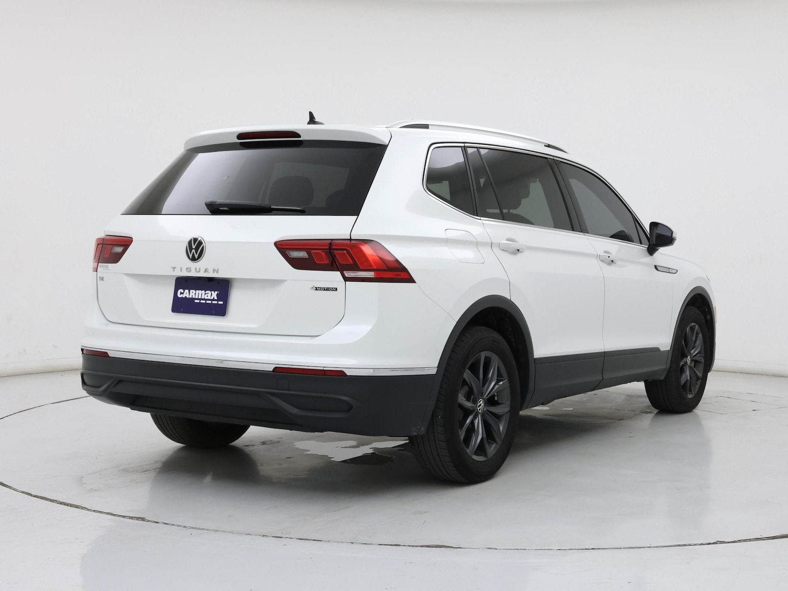 2023 Volkswagen Tiguan SE - Photo 9