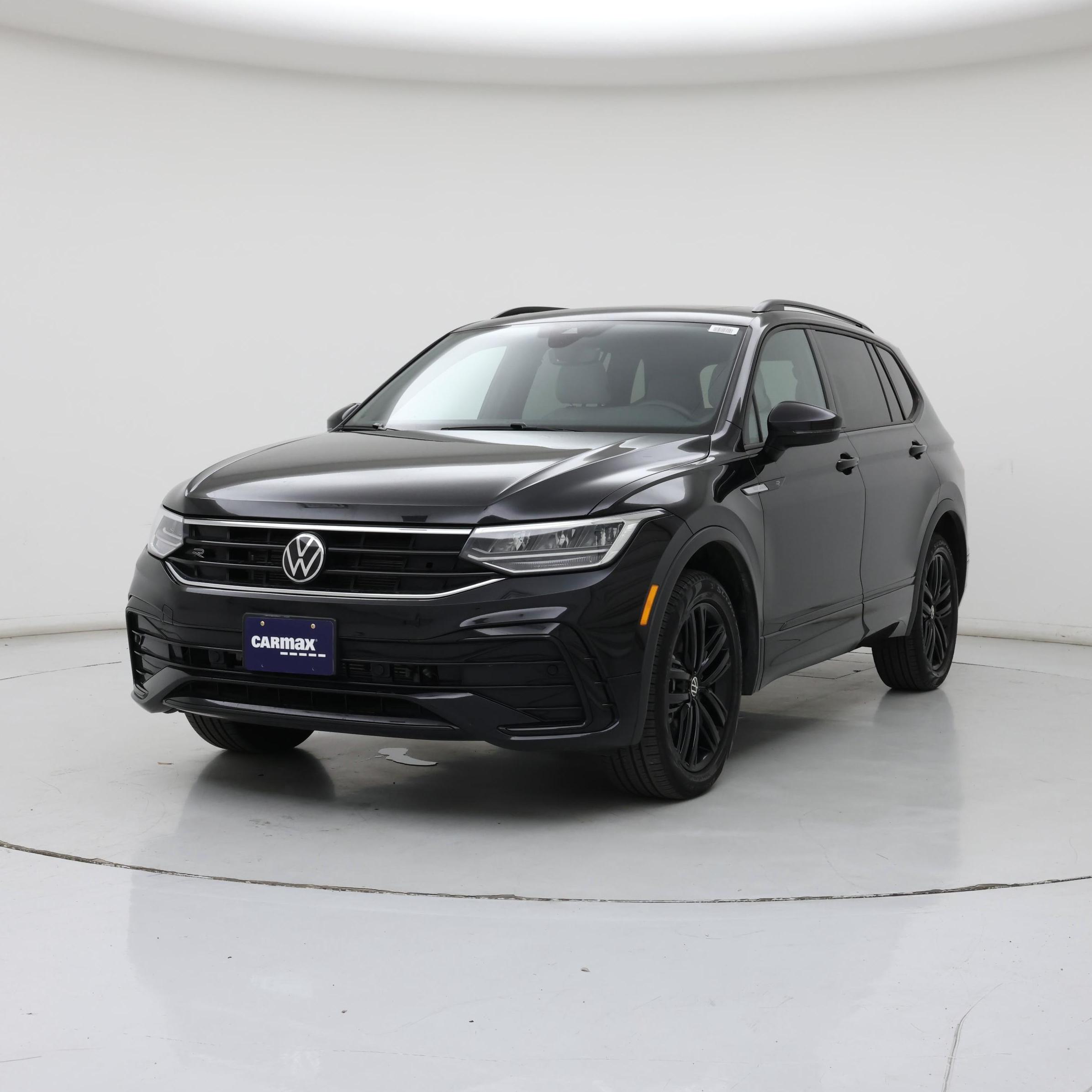 Thumbnail: 2022 Volkswagen Tiguan - 4