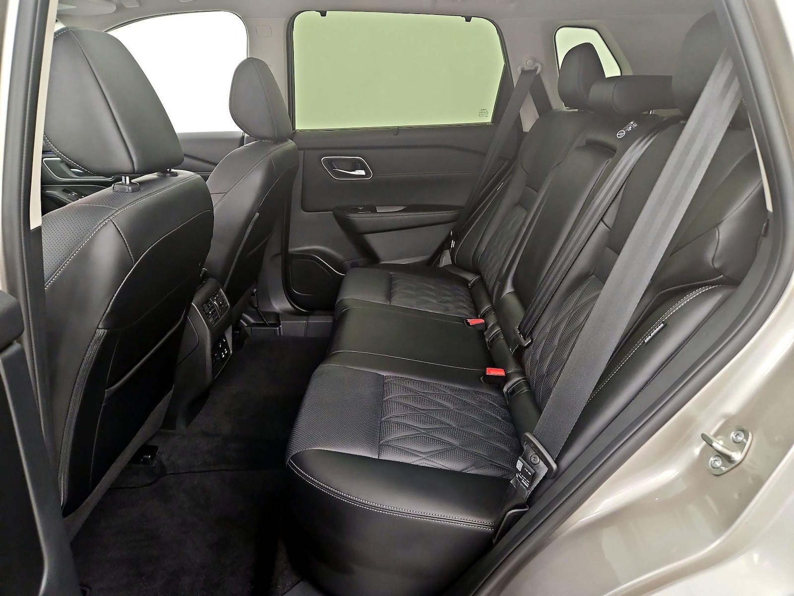 2026 Nissan Rogue Platinum - Photo 22