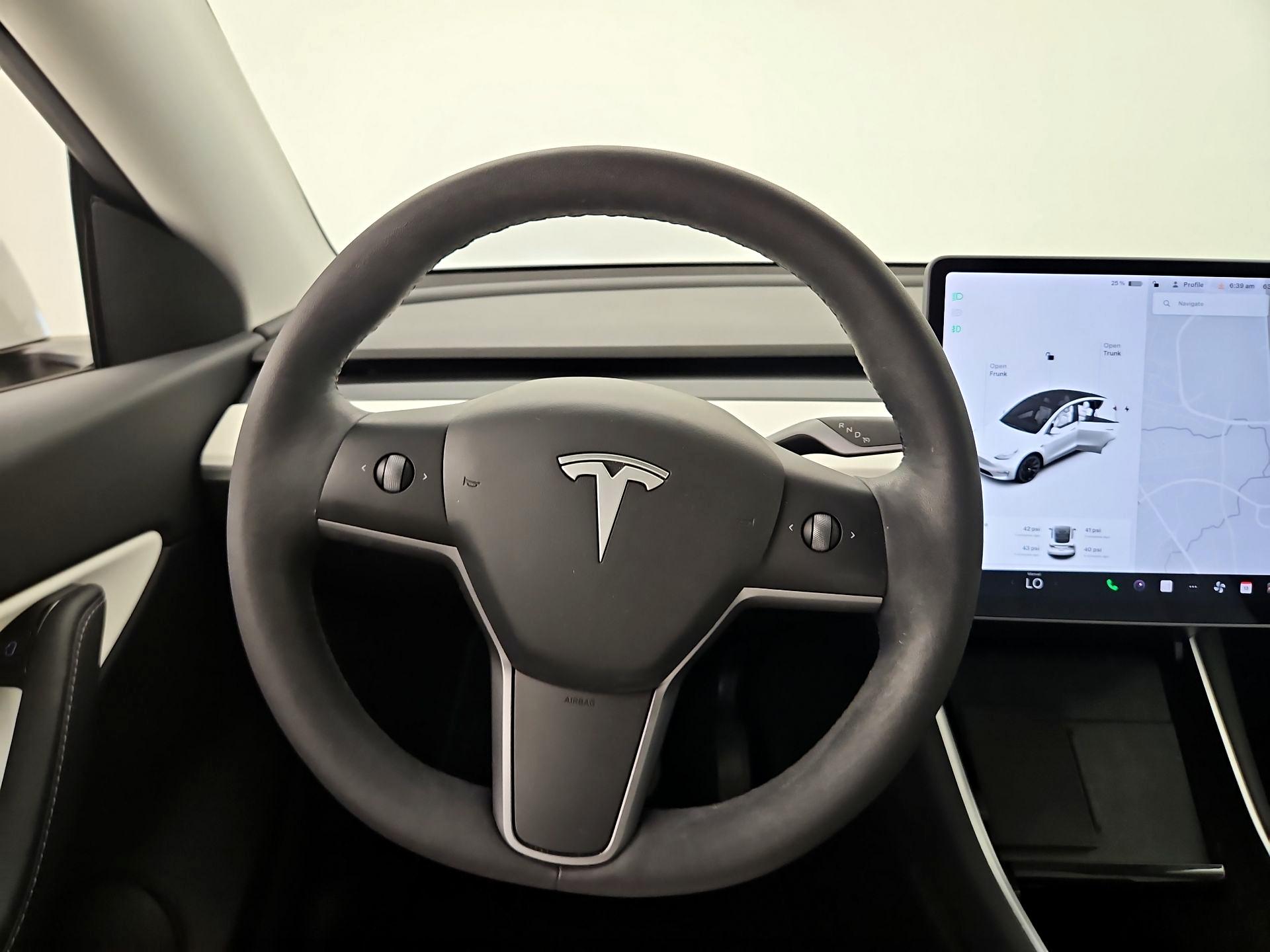 Thumbnail: 2021 Tesla Model Y - 10