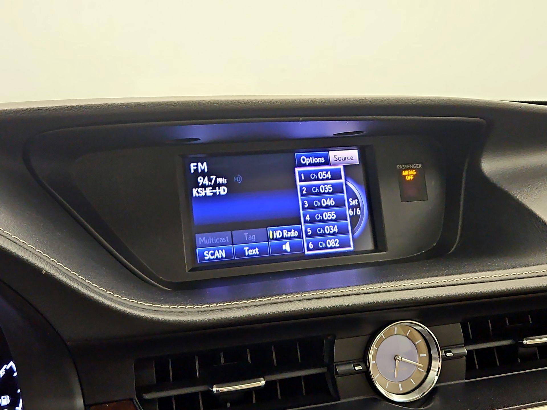 Thumbnail: 2014 Lexus ES - 15