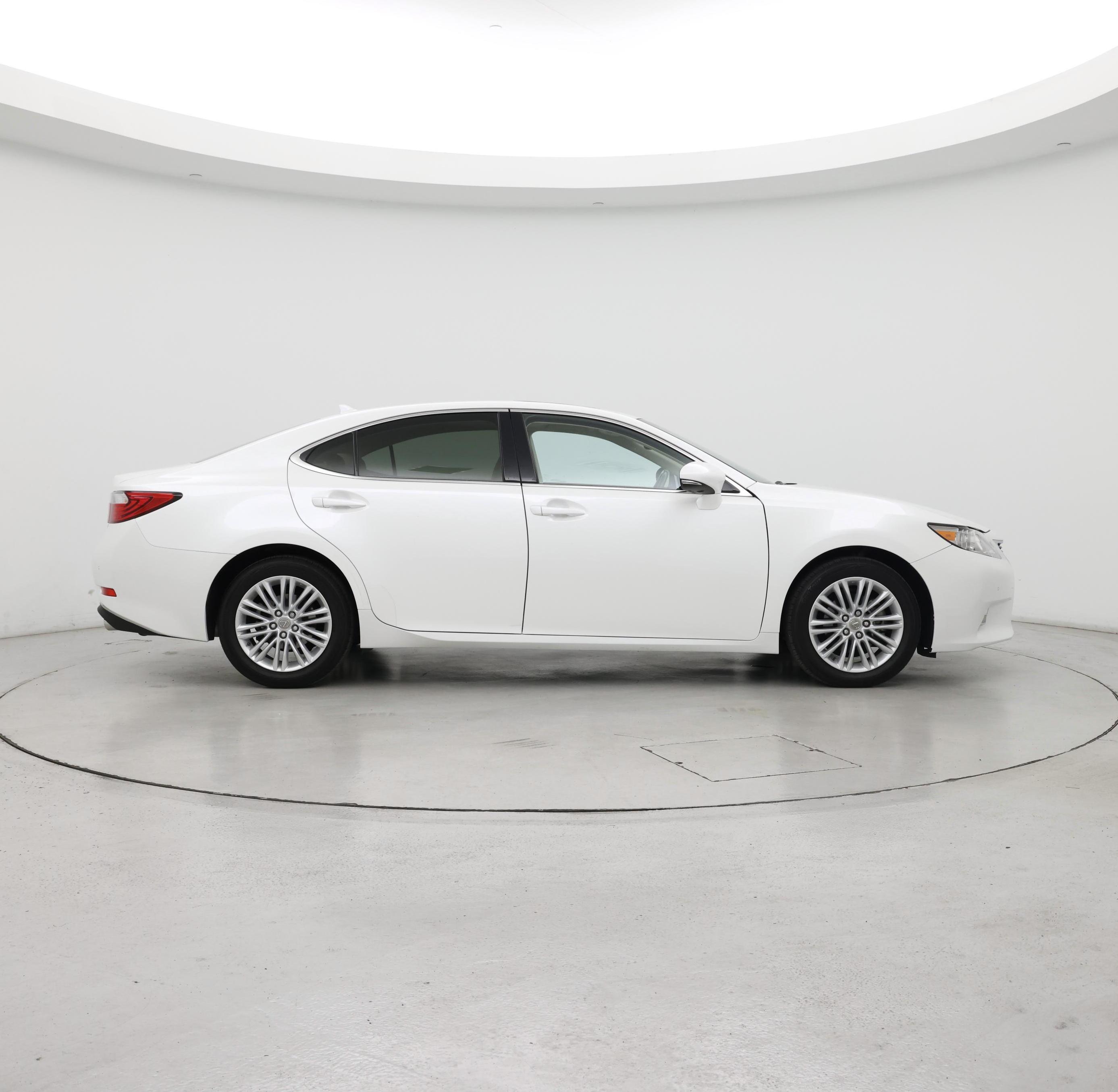 Thumbnail: 2014 Lexus ES - 7