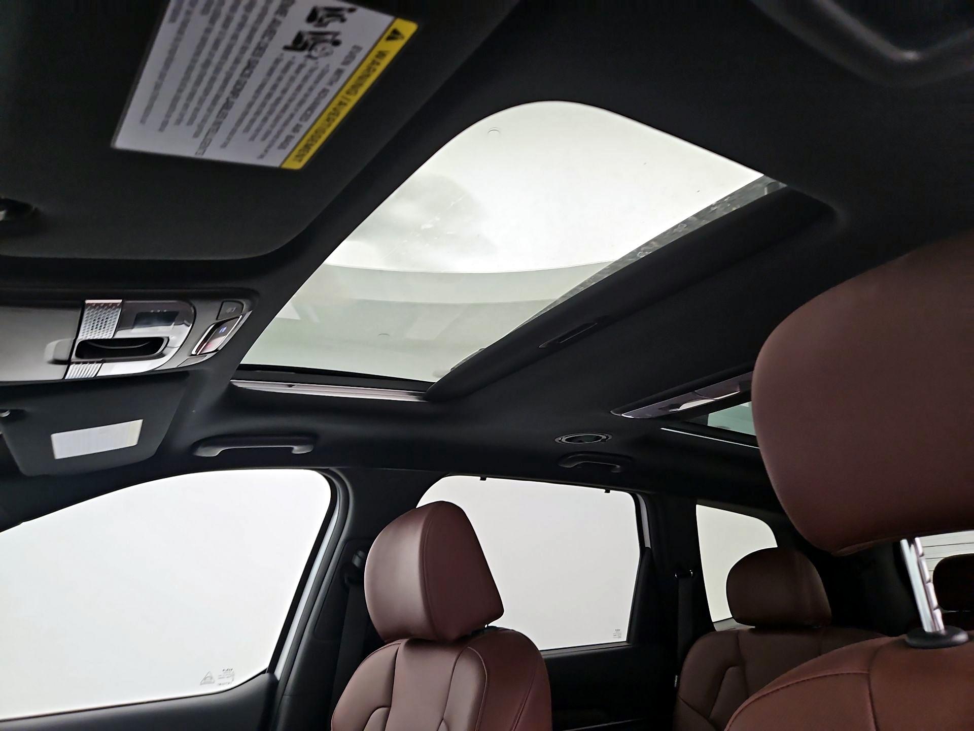 Thumbnail: 2023 Kia Telluride - 20