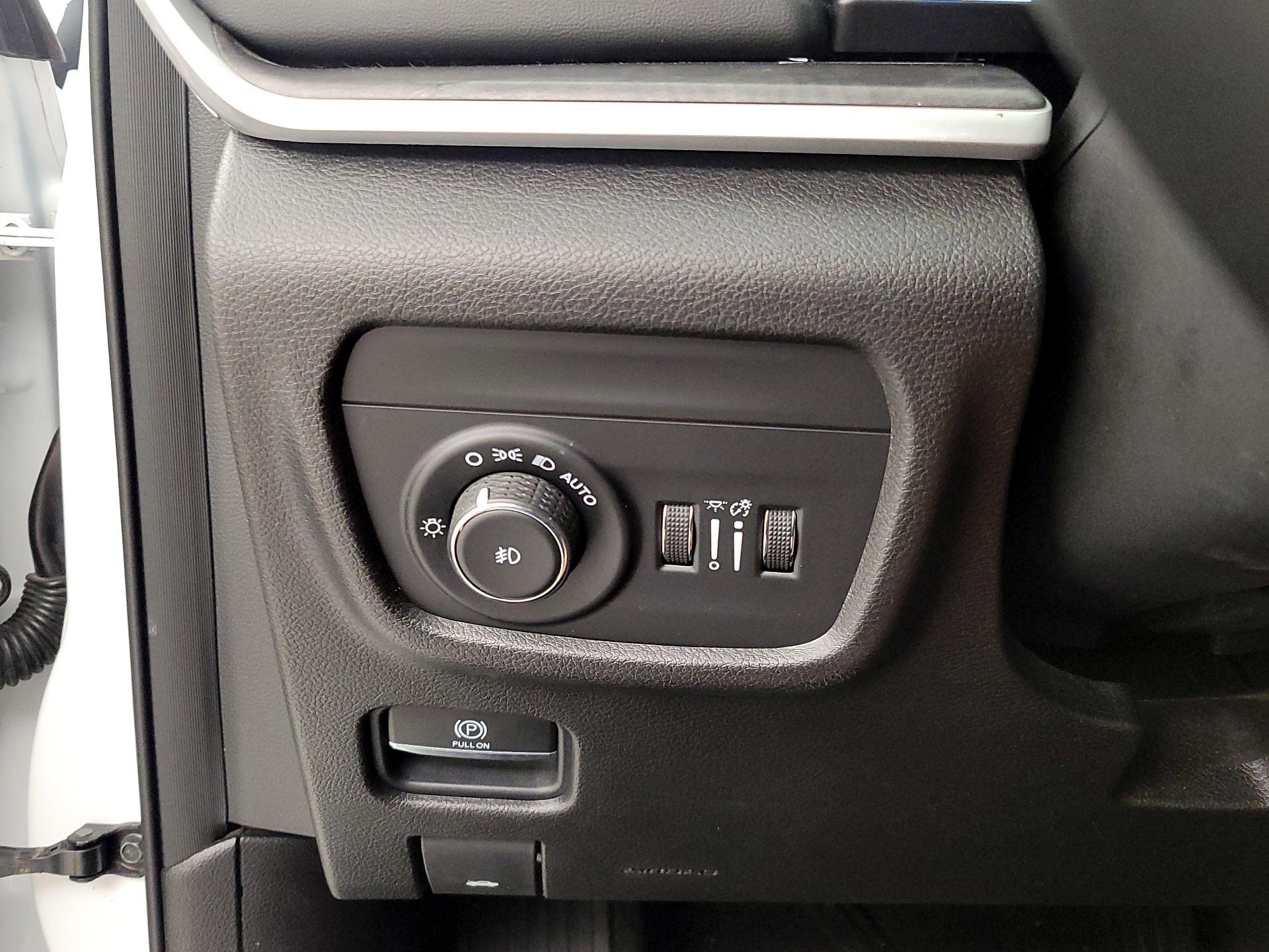 Thumbnail: 2021 Jeep Grand Cherokee L - 13