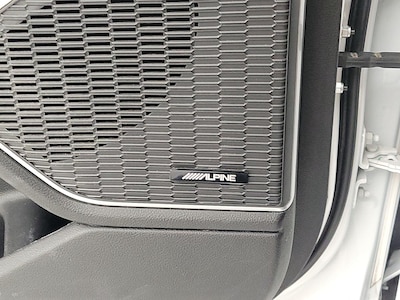 Premium Sound System Logo