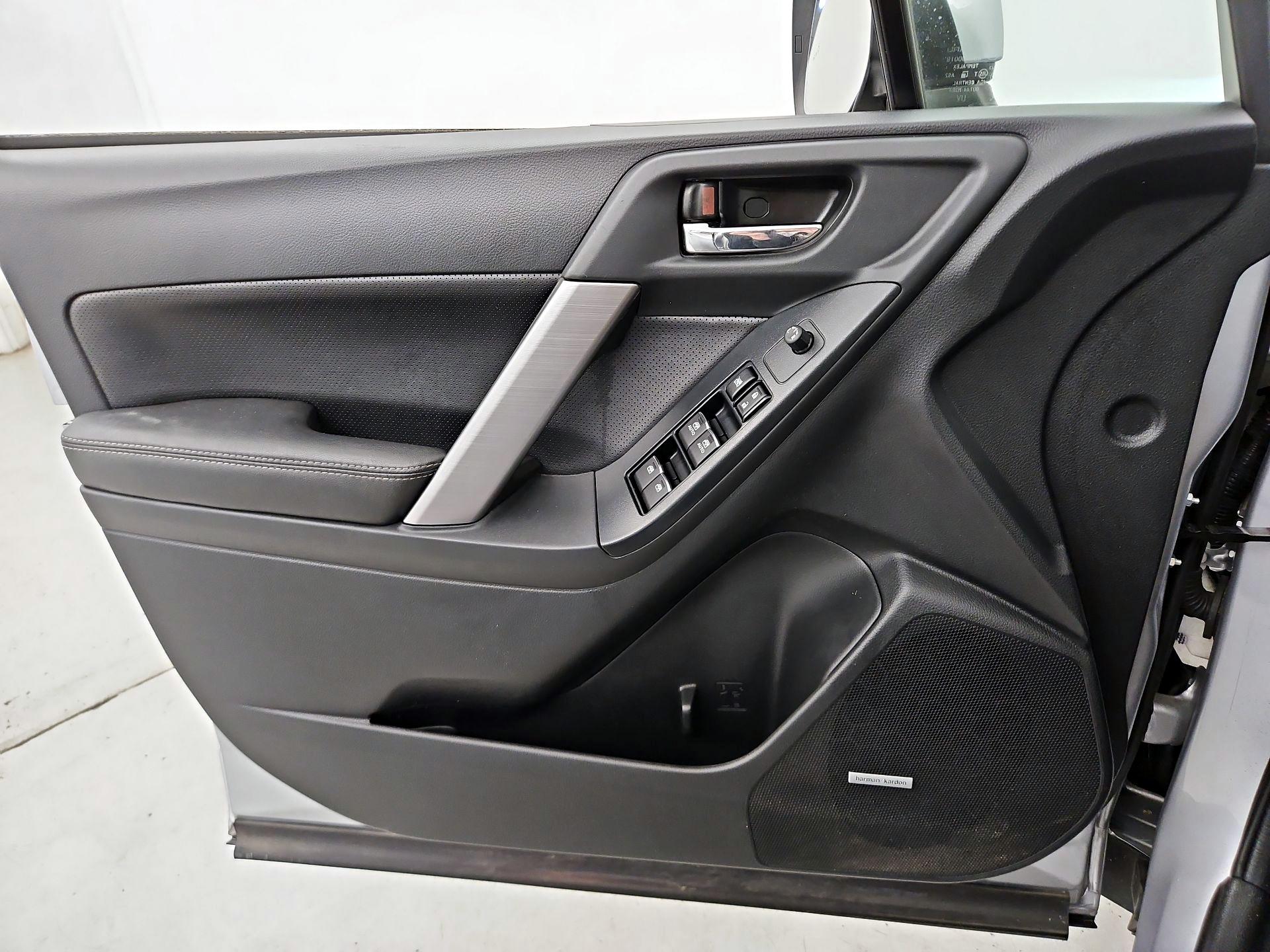 Thumbnail: 2017 Subaru Forester - 12