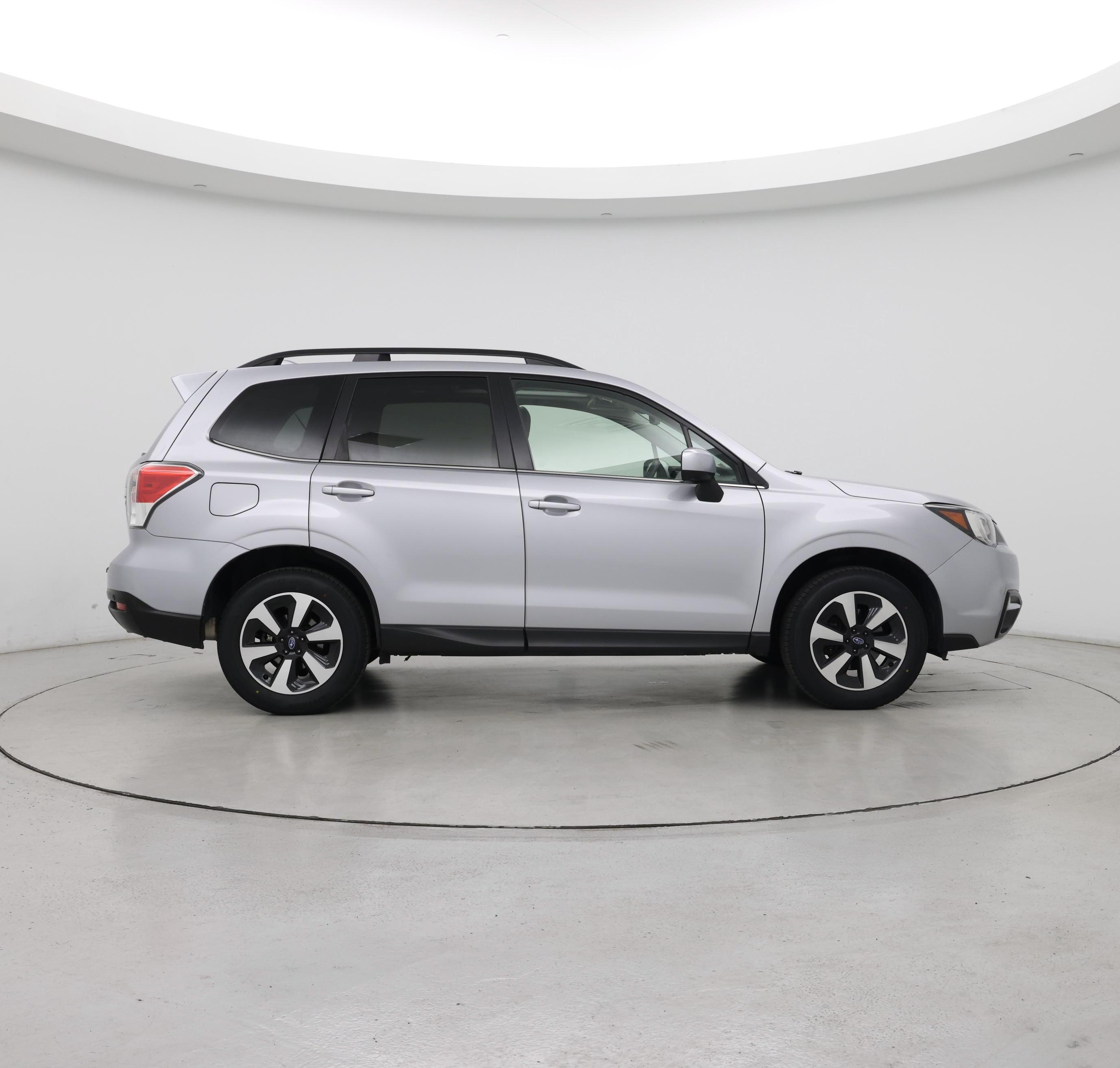 Thumbnail: 2017 Subaru Forester - 7