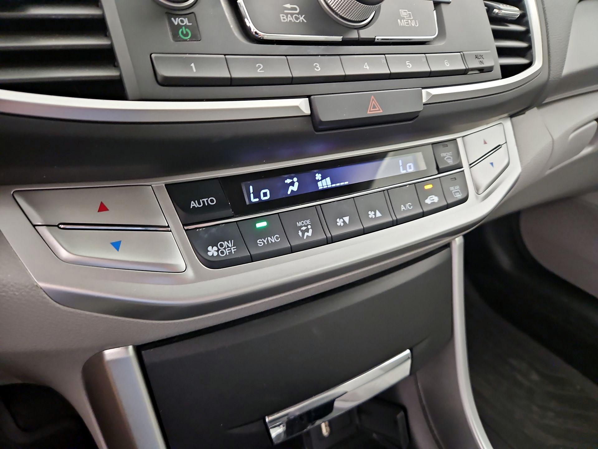 Thumbnail: 2014 Honda Accord - 16