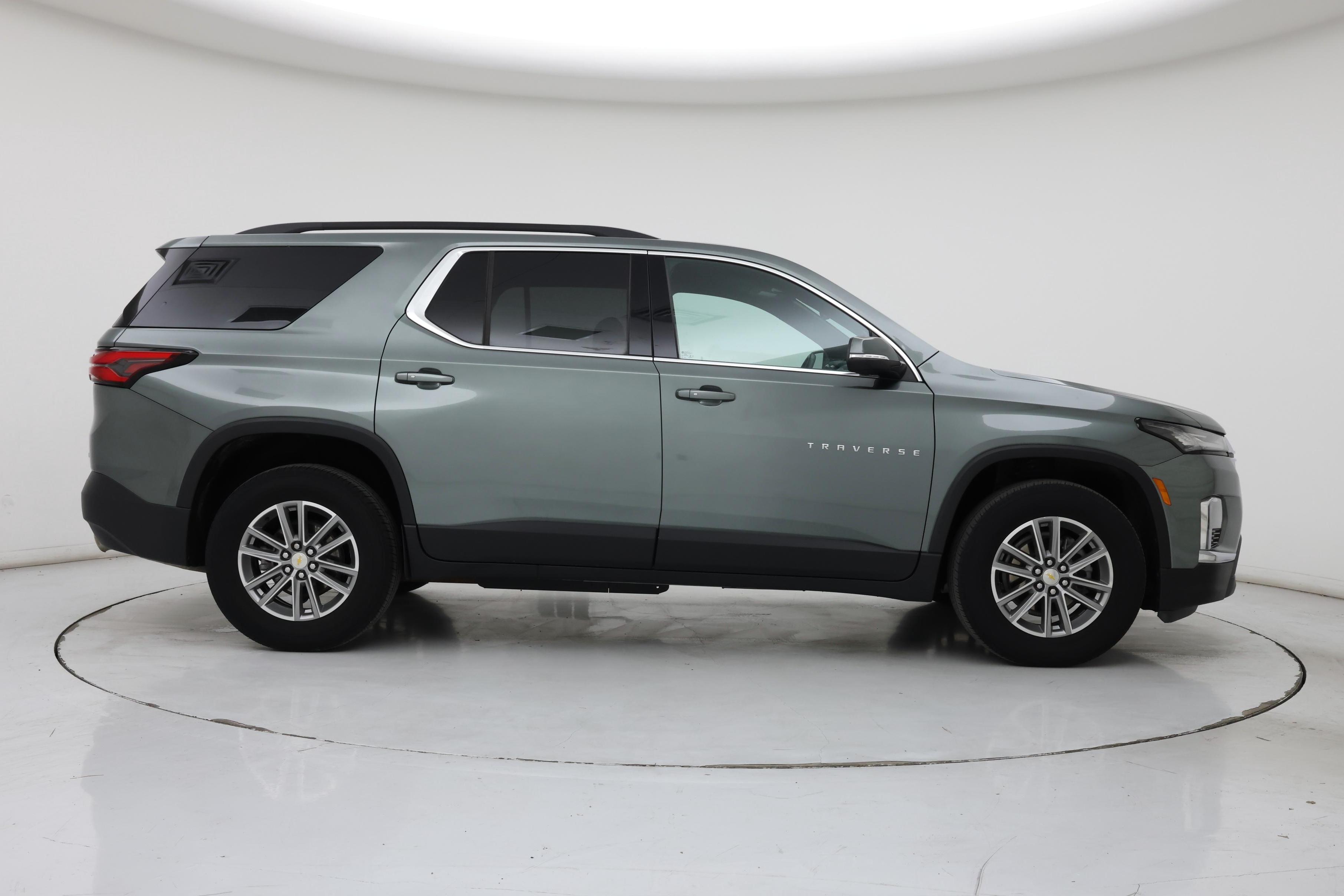 Thumbnail: 2023 Chevrolet Traverse - 7
